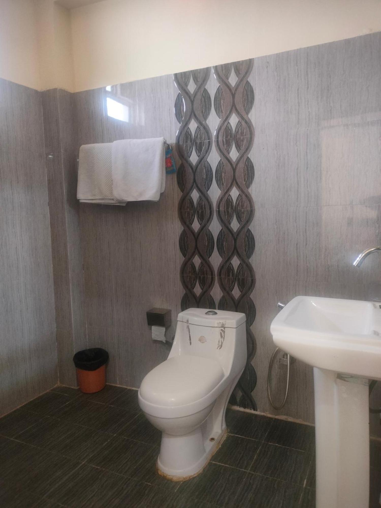 Hotel Naddi Heights