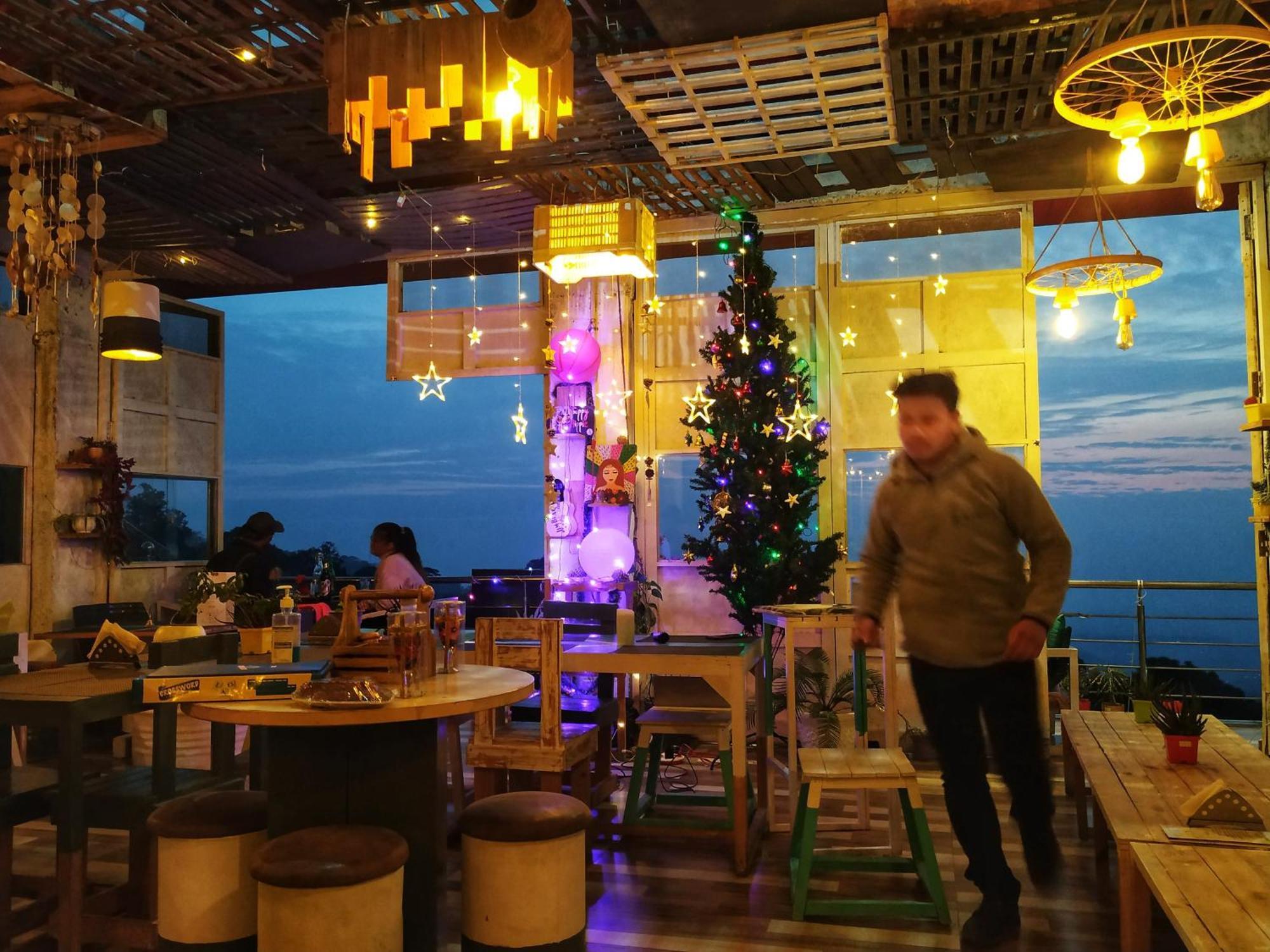 Himalayan Musaafir & Restaurant Guest house Dharamshala