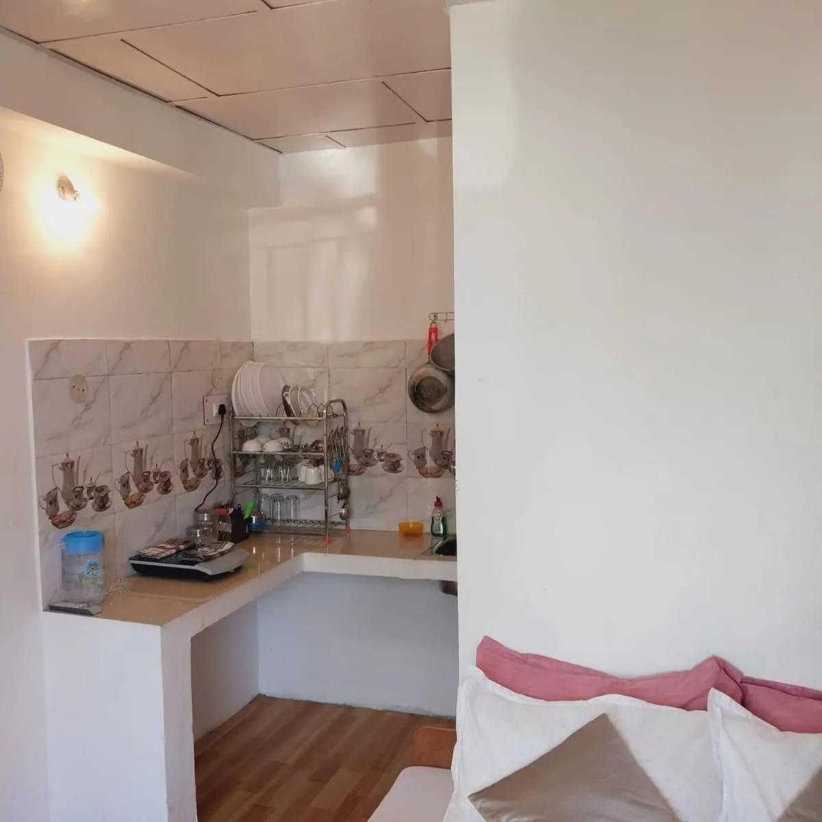 Homestay Anchal House *