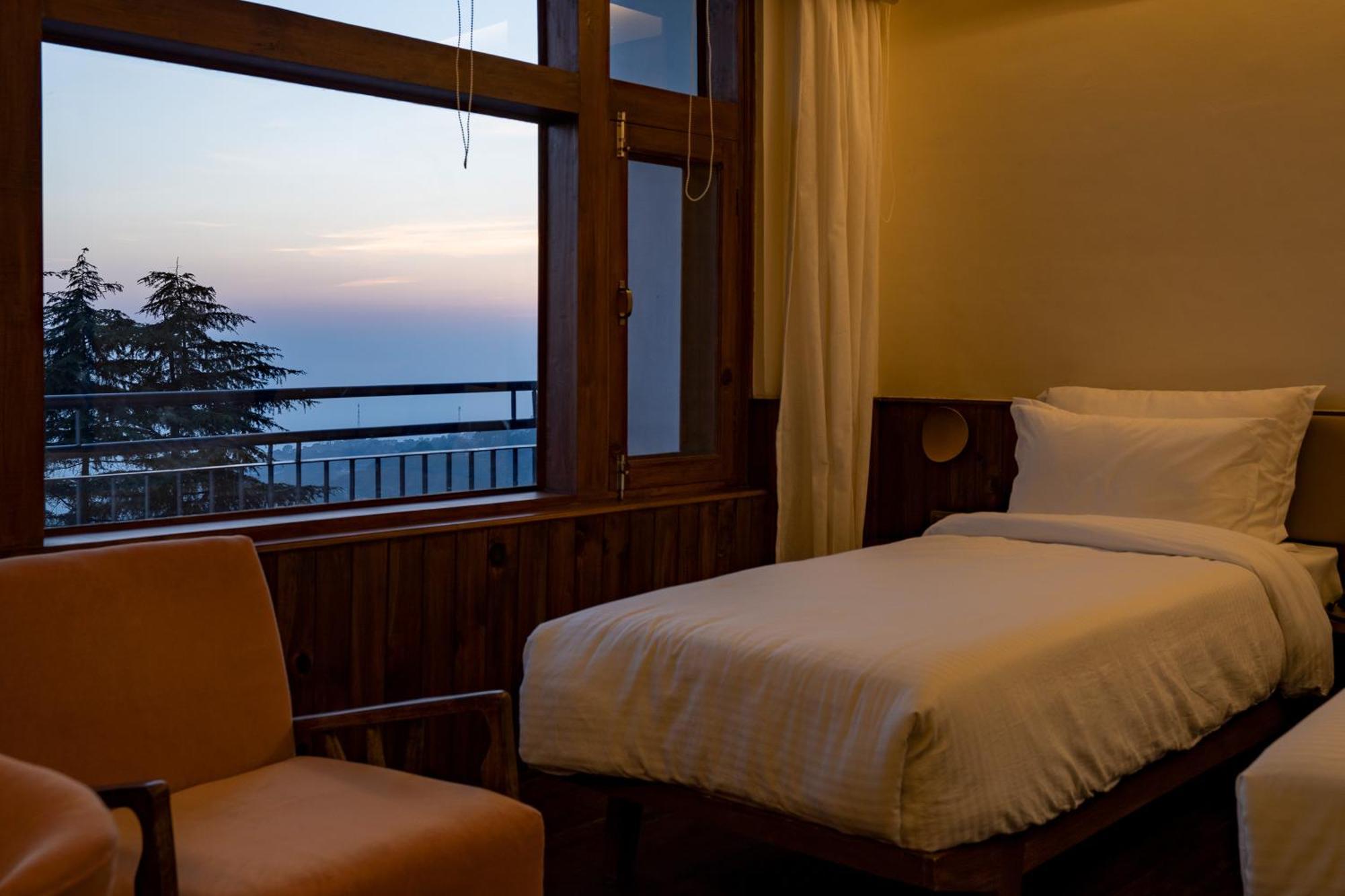 Pema Thang Mcleodganj Hotel *