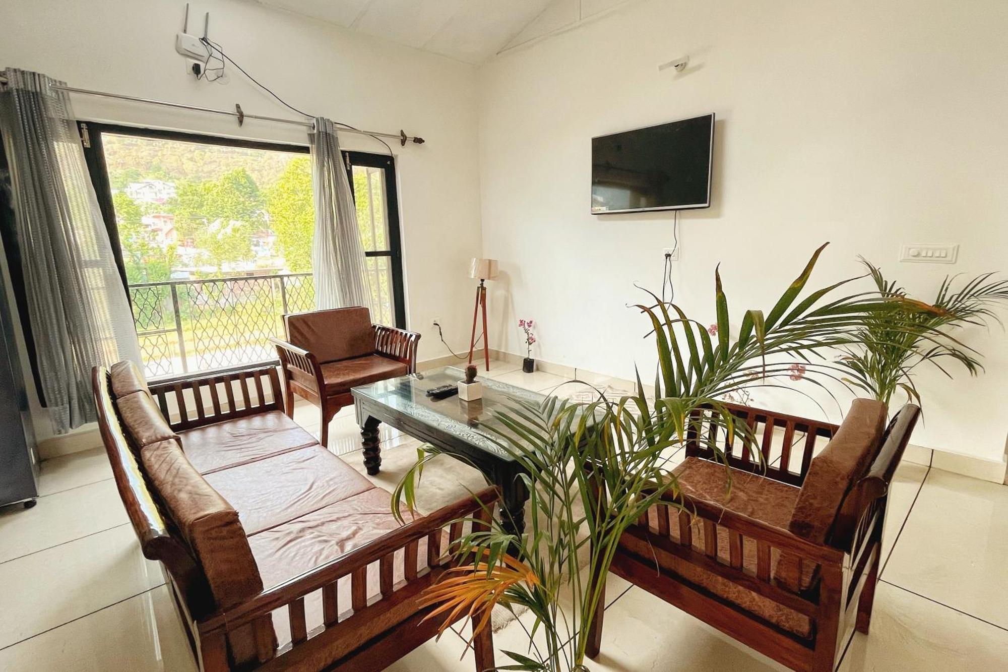 Ghonslaa 3bhk Flat, Apartment Dharamshala