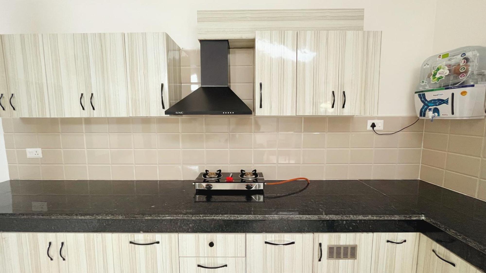 Ghonslaa 3bhk Flat, Apartment
