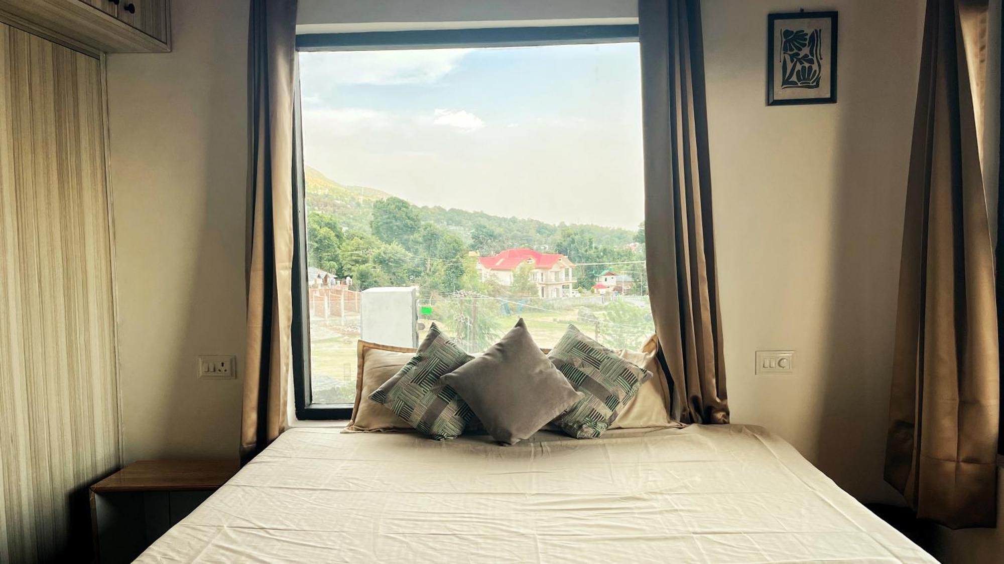 Ghonslaa 3bhk Flat, Apartment