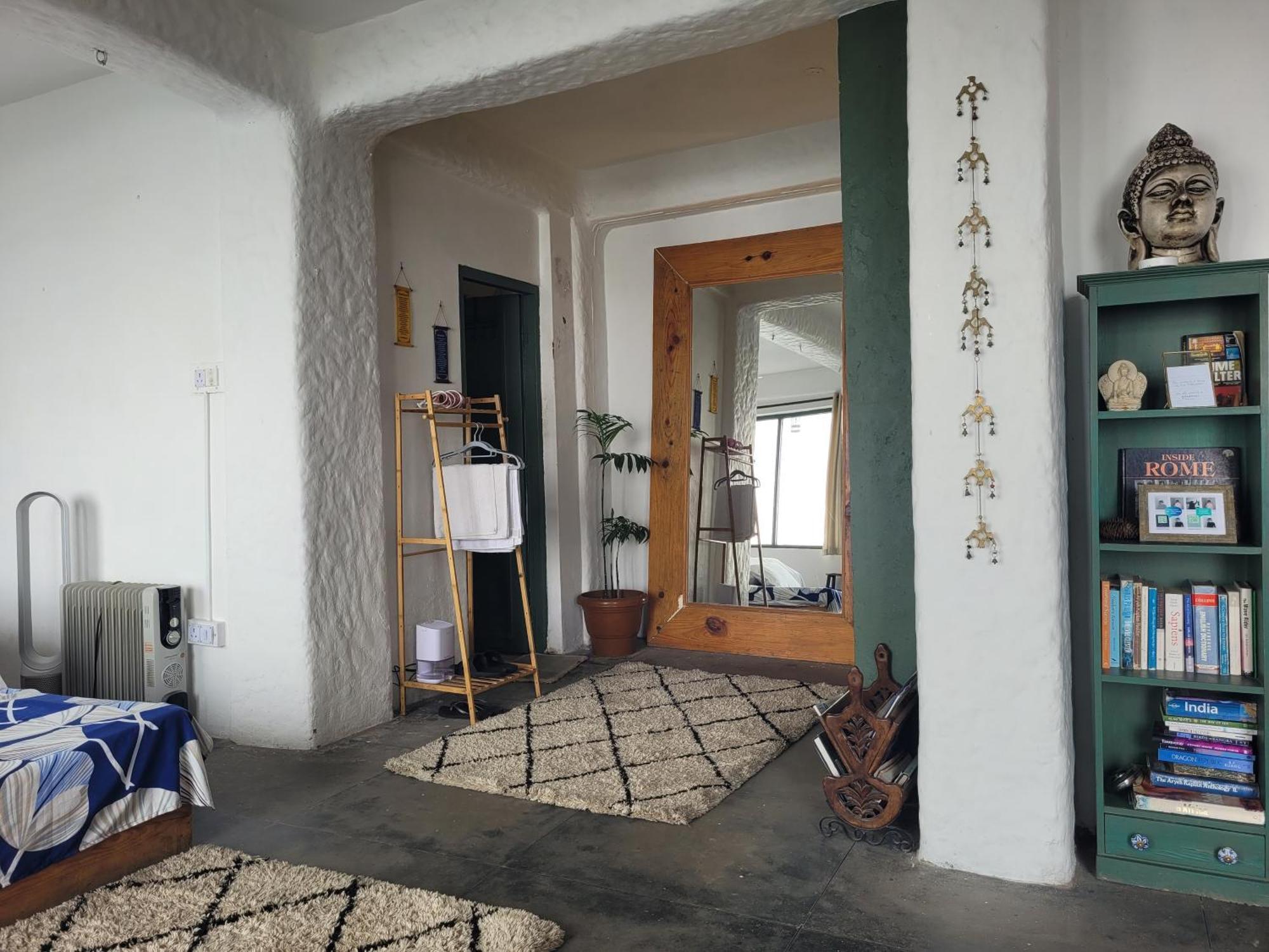 East Wing At Bimil / East