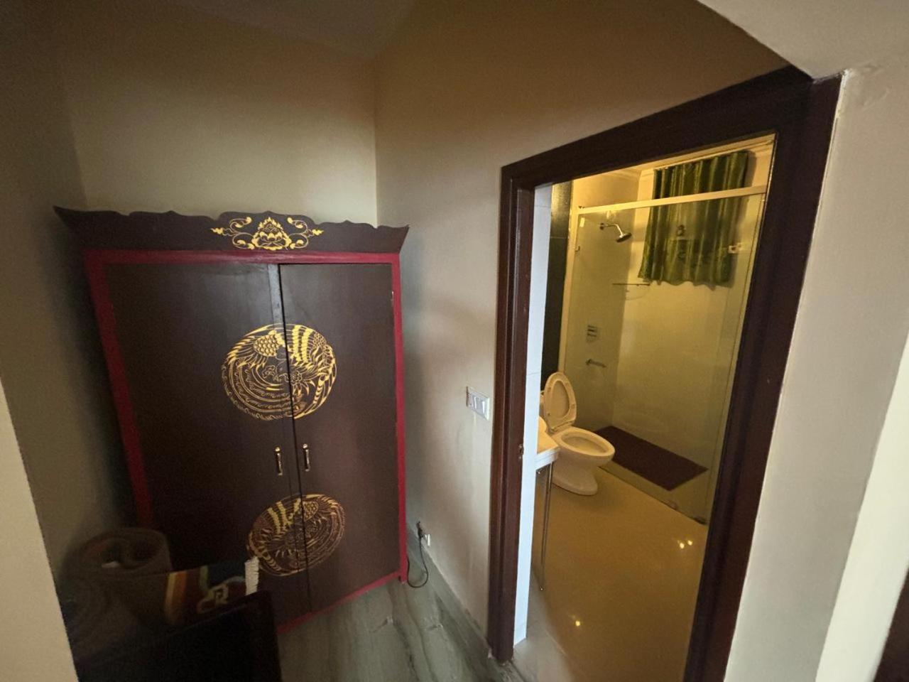 New Serkong House Hotel