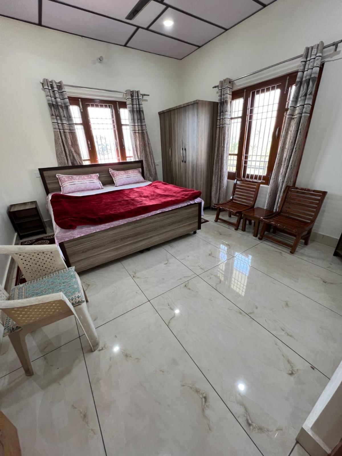 Guest house Riverside Dharamshala