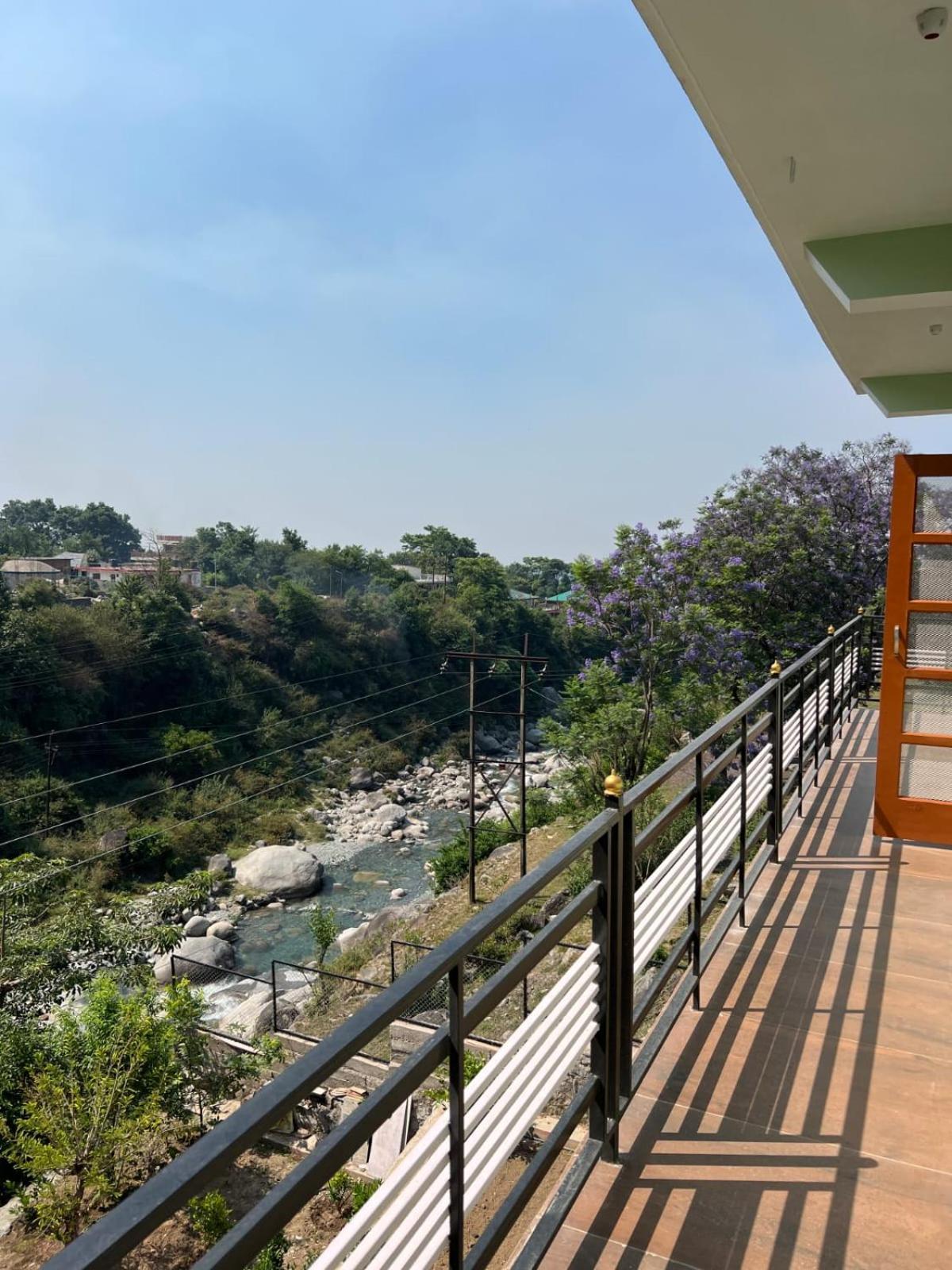 Guest house Riverside Dharamshala