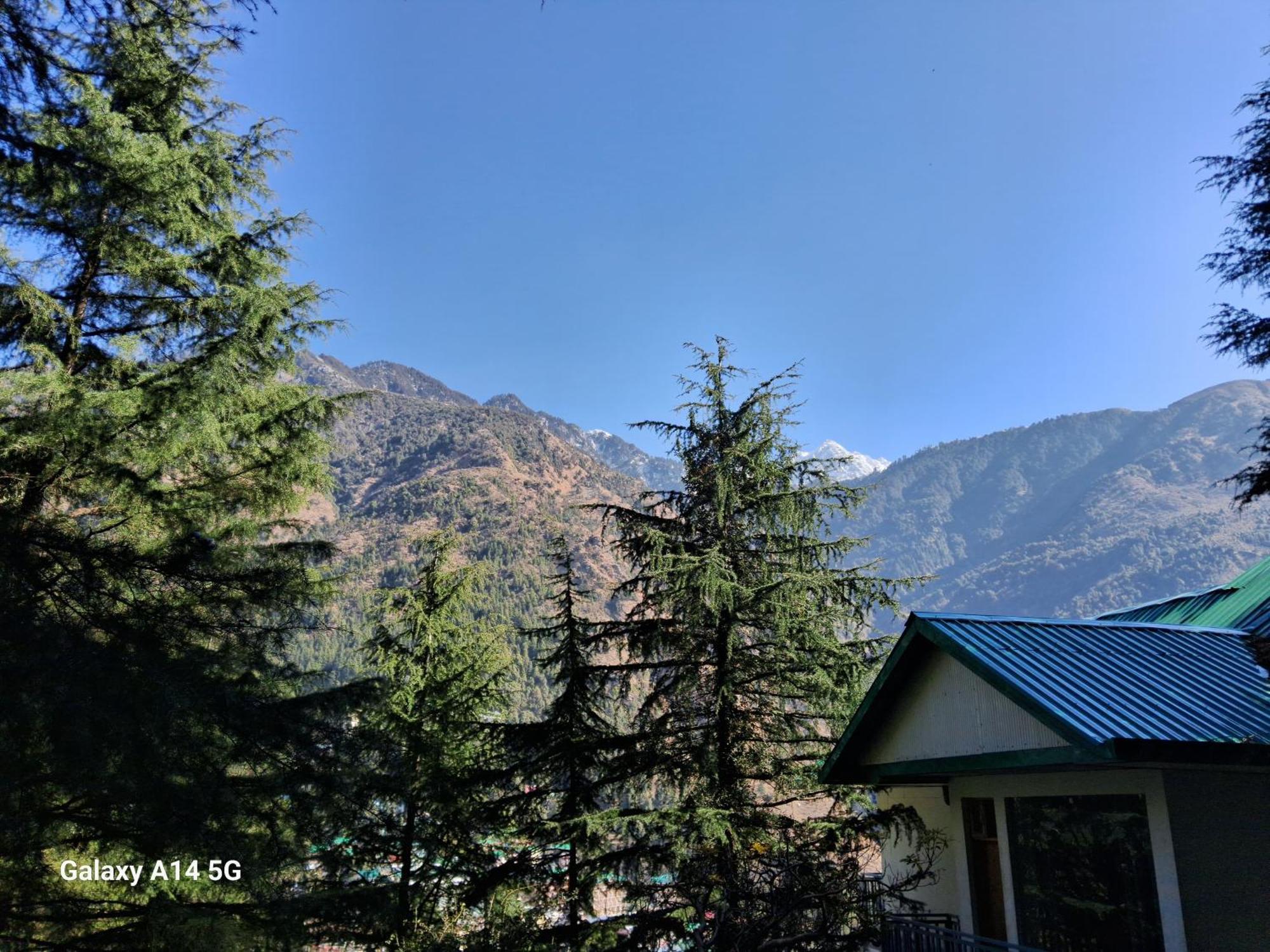 Himalayan Triund Hill View * Dharamshala