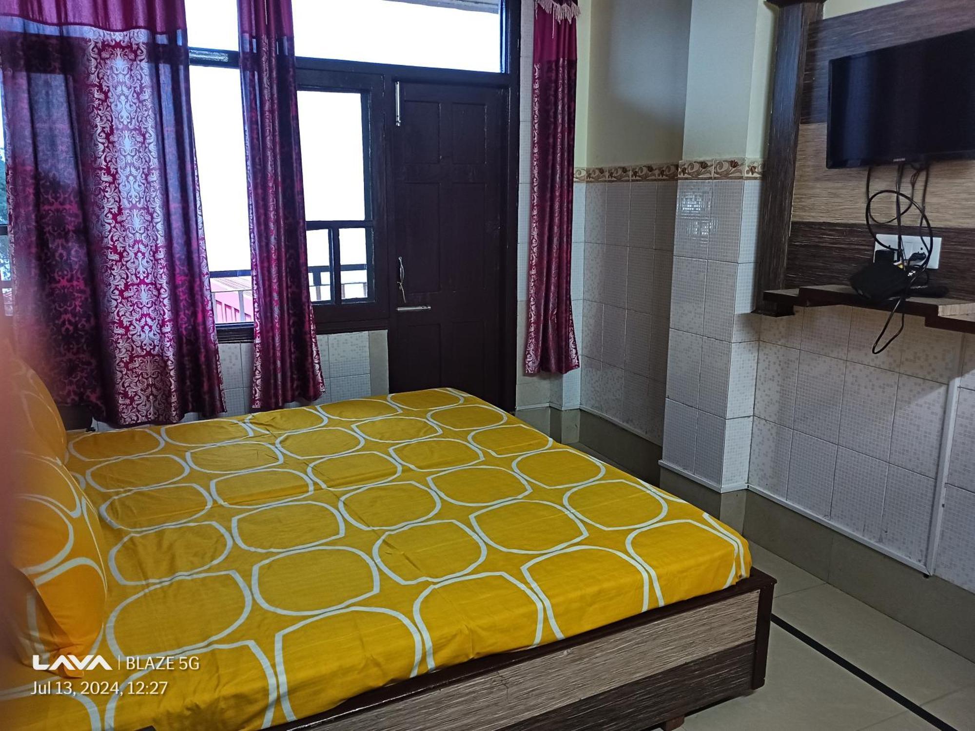 Guest house Krishna Holiday Block Ii Dharamshala