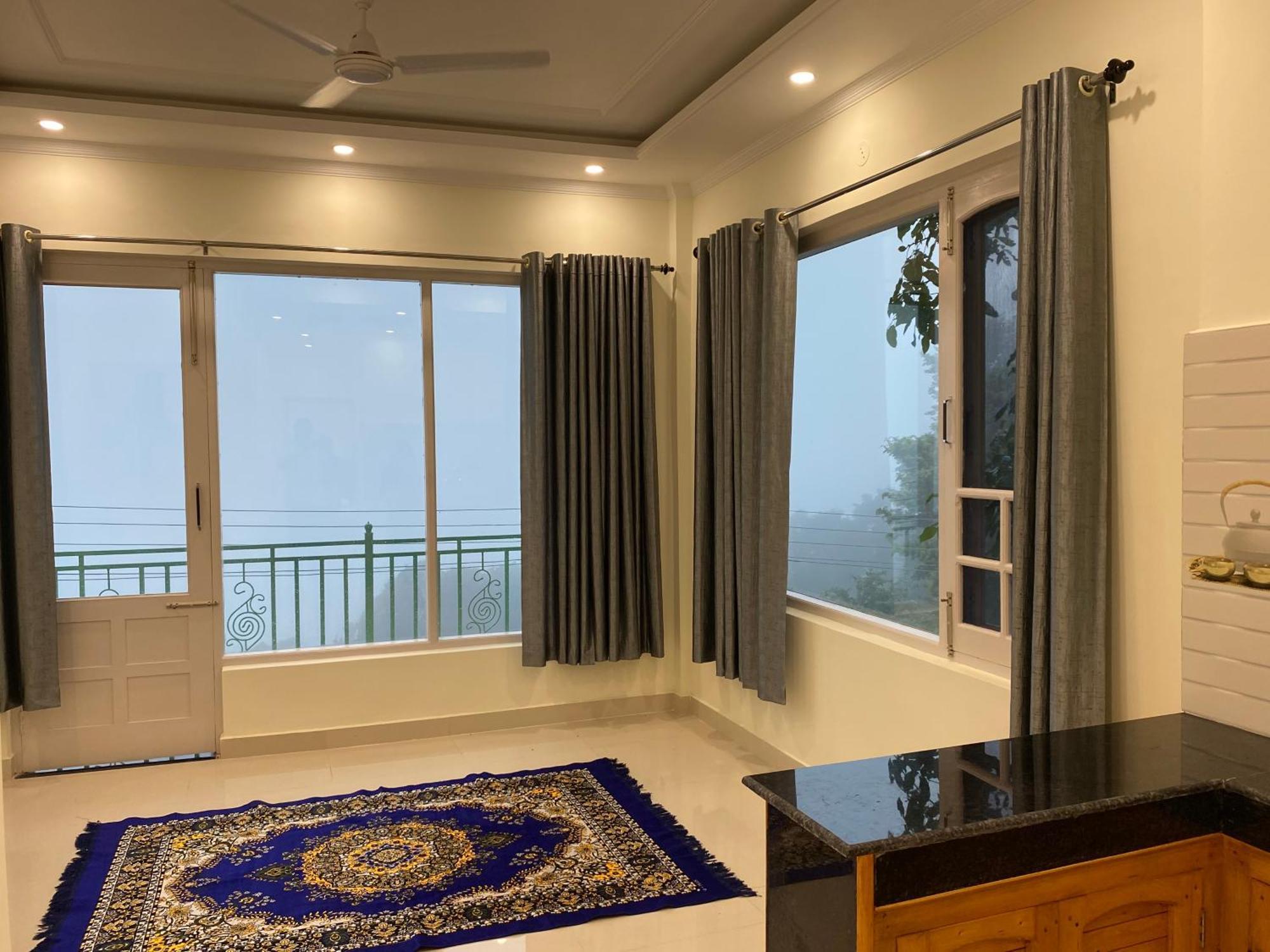 Jagatram Niwas Dharamkot Guest house *
