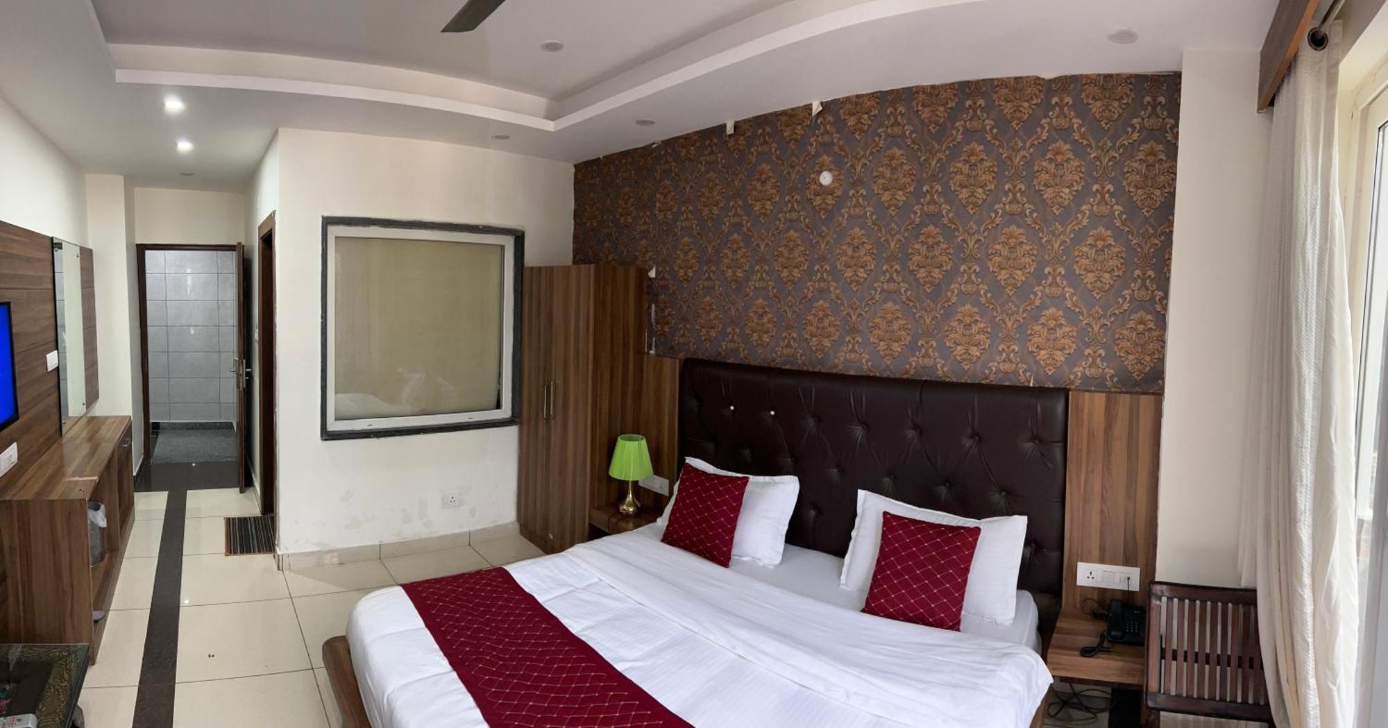 Exotica Heights, Dharamkot, Mcleodganj