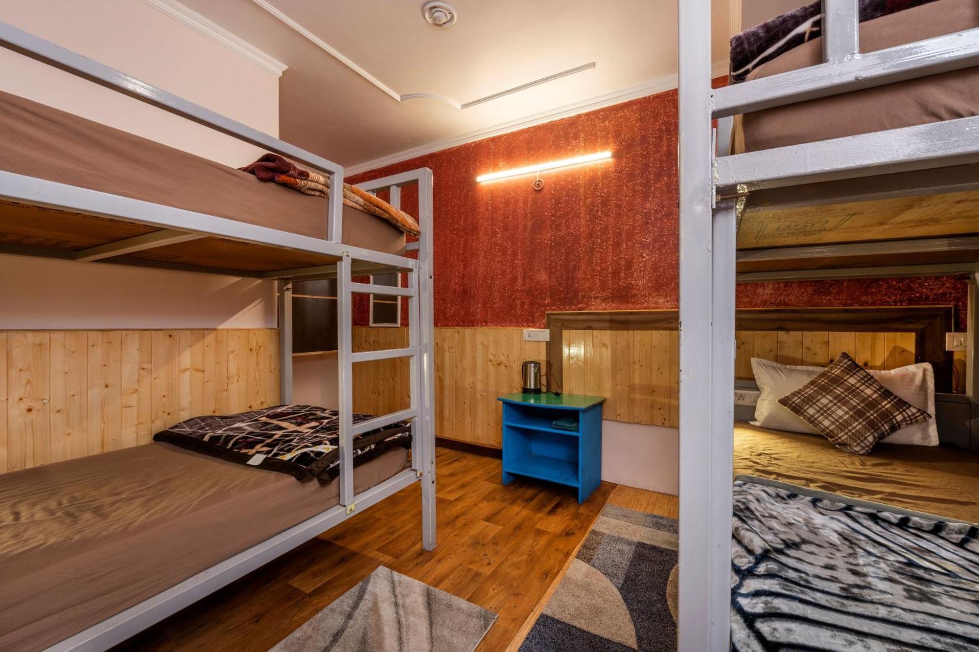 Bed & Breakfast The Bougainvillea, Mcleodganj *