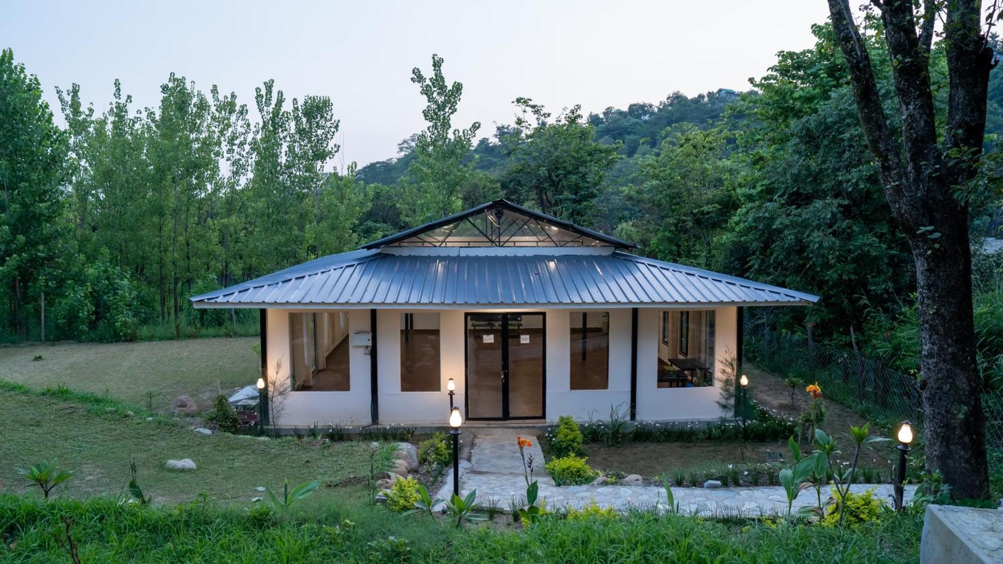 Dev Bhoomi Farms & Resort 4*