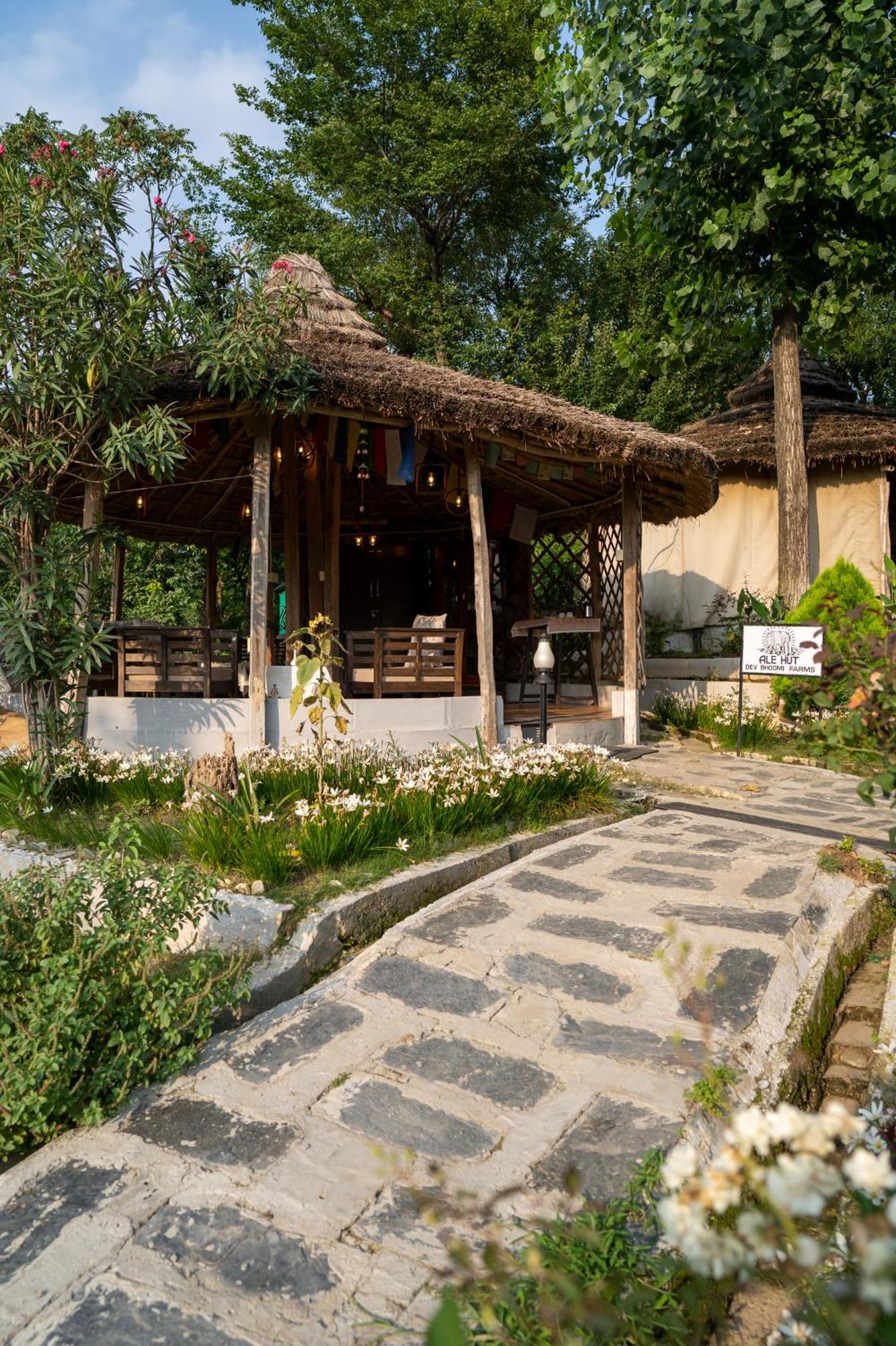 Resort Dev Bhoomi Farms & 4*