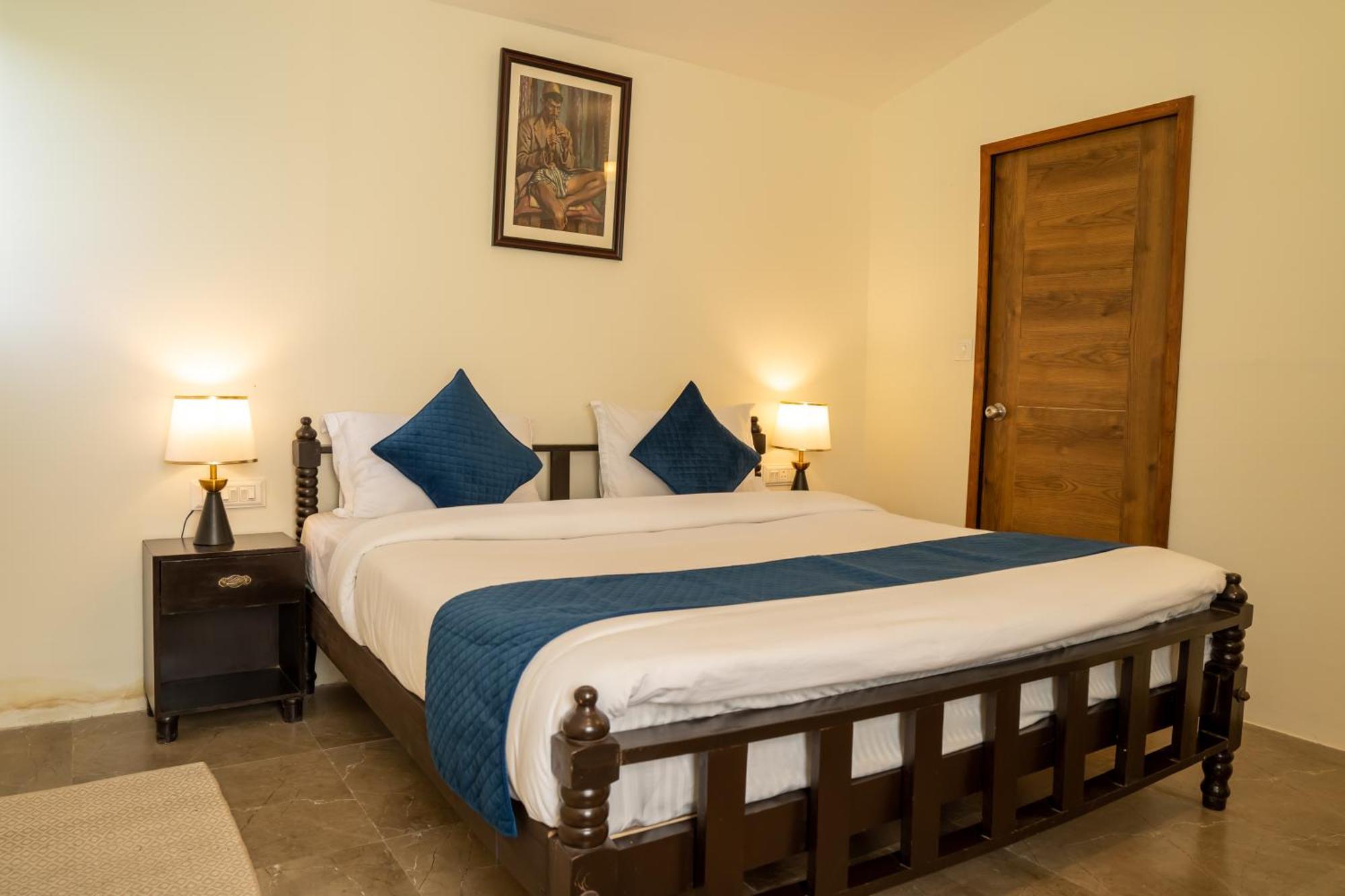 Dev Bhoomi Farms & Resort 4*