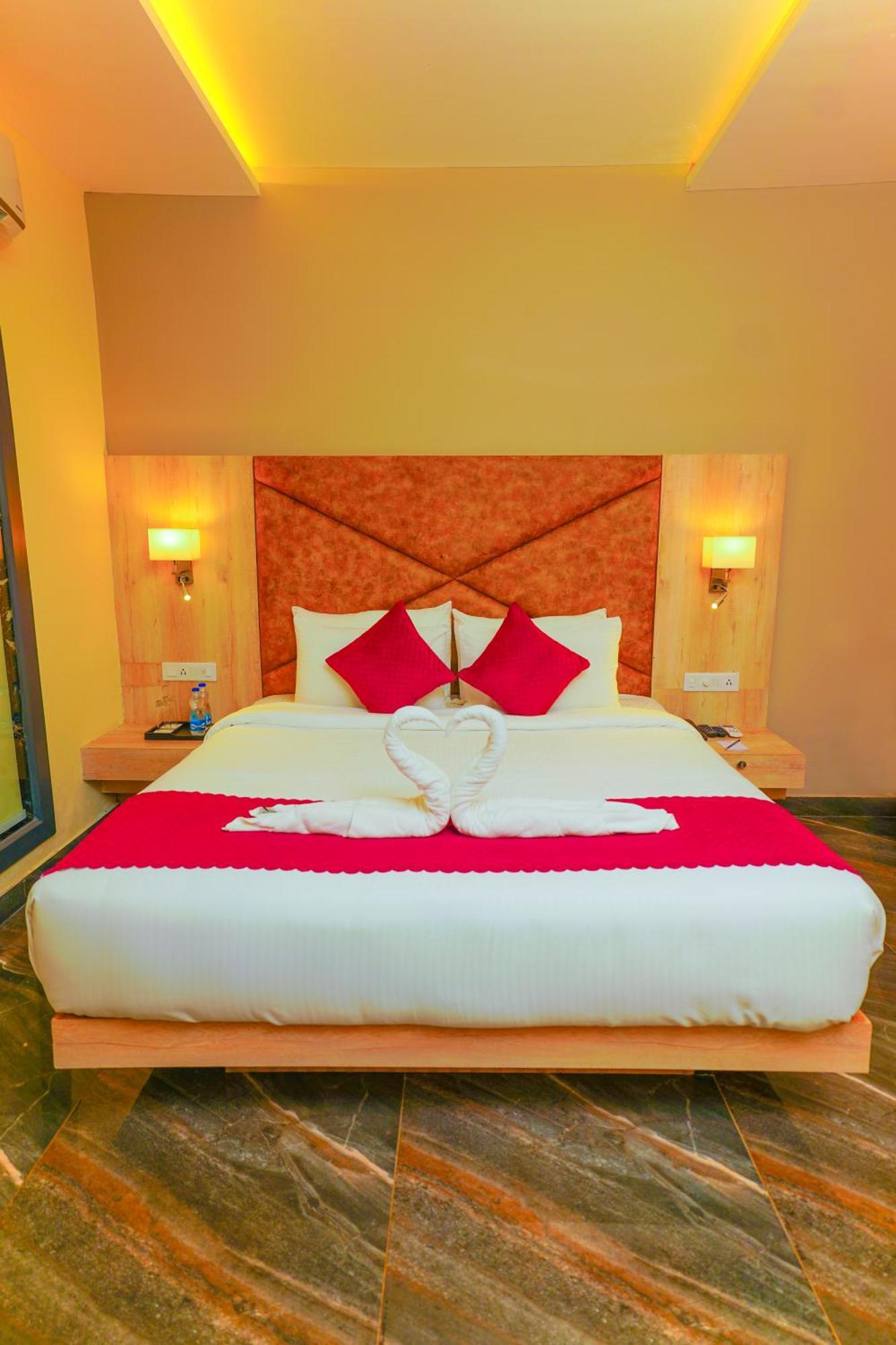Hotel Aachman River And Valley View - A Riverside With Balcony View 4*
