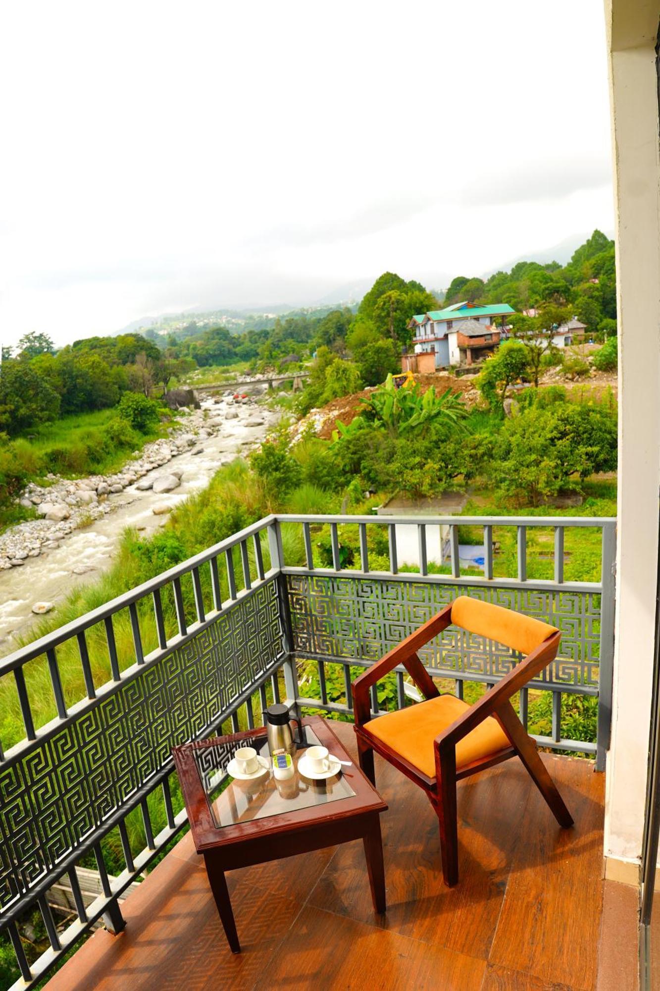 Hotel Aachman River And Valley View - A Riverside With Balcony View