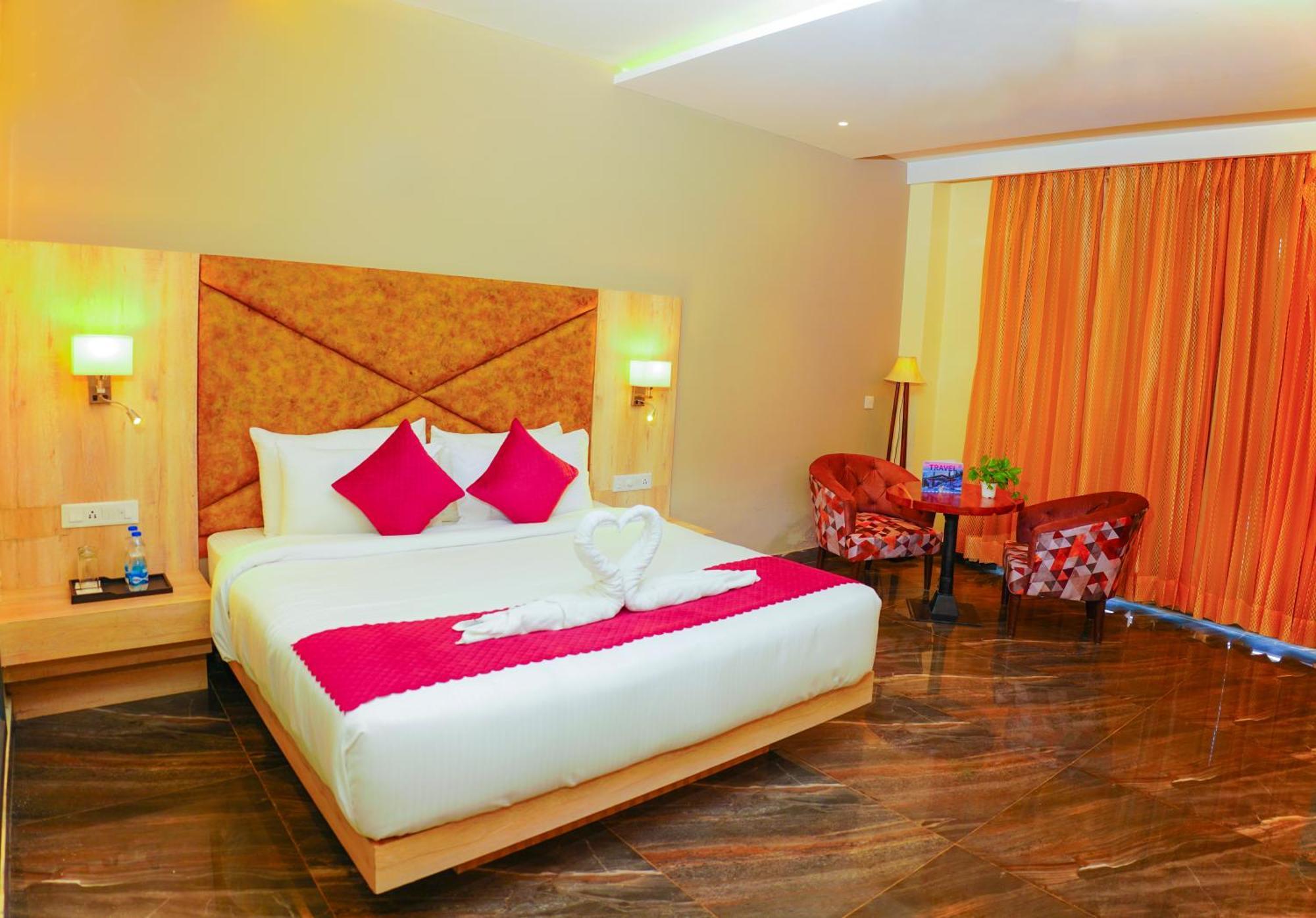 Aachman River And Valley View - A Riverside With Balcony View Hotel 4*