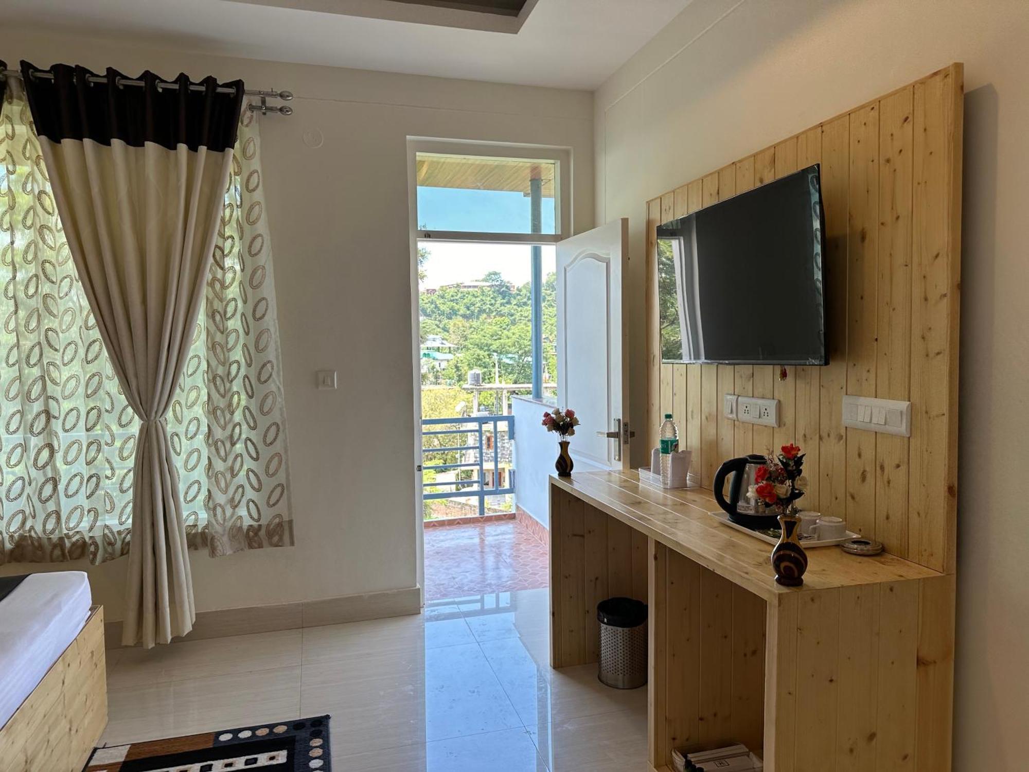 Staycation By Him Ventures Homestay *