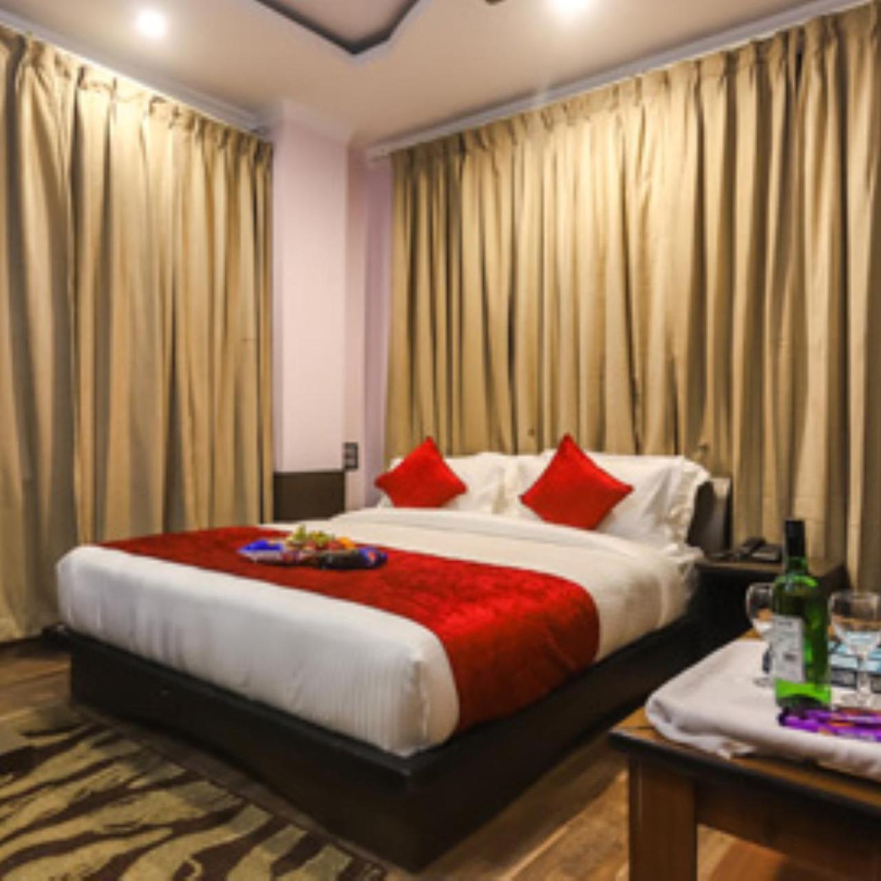 Hotel Hill, Near Mall Road, Mcleodganj# Parking#restaurant
