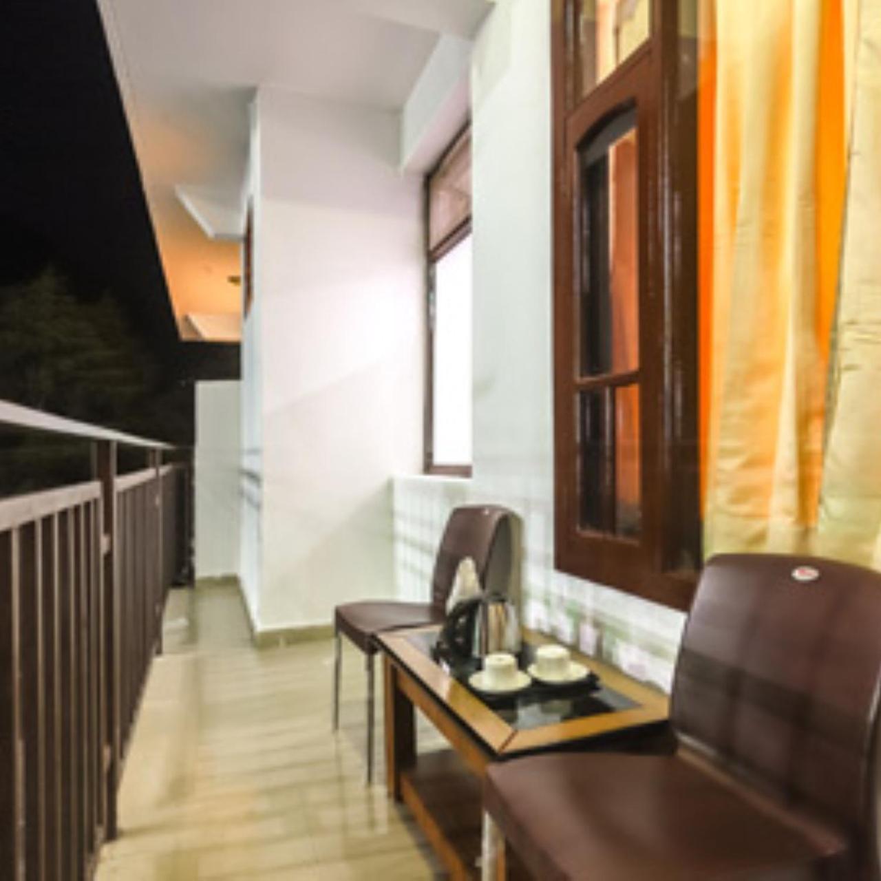 Hill, Near Mall Road, Mcleodganj# Parking#restaurant Hotel
