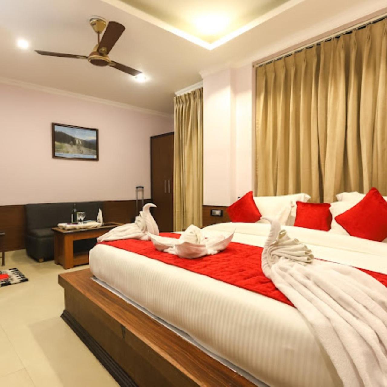 Hotel Hill, Near Mall Road, Mcleodganj# Parking#restaurant Dharamshala