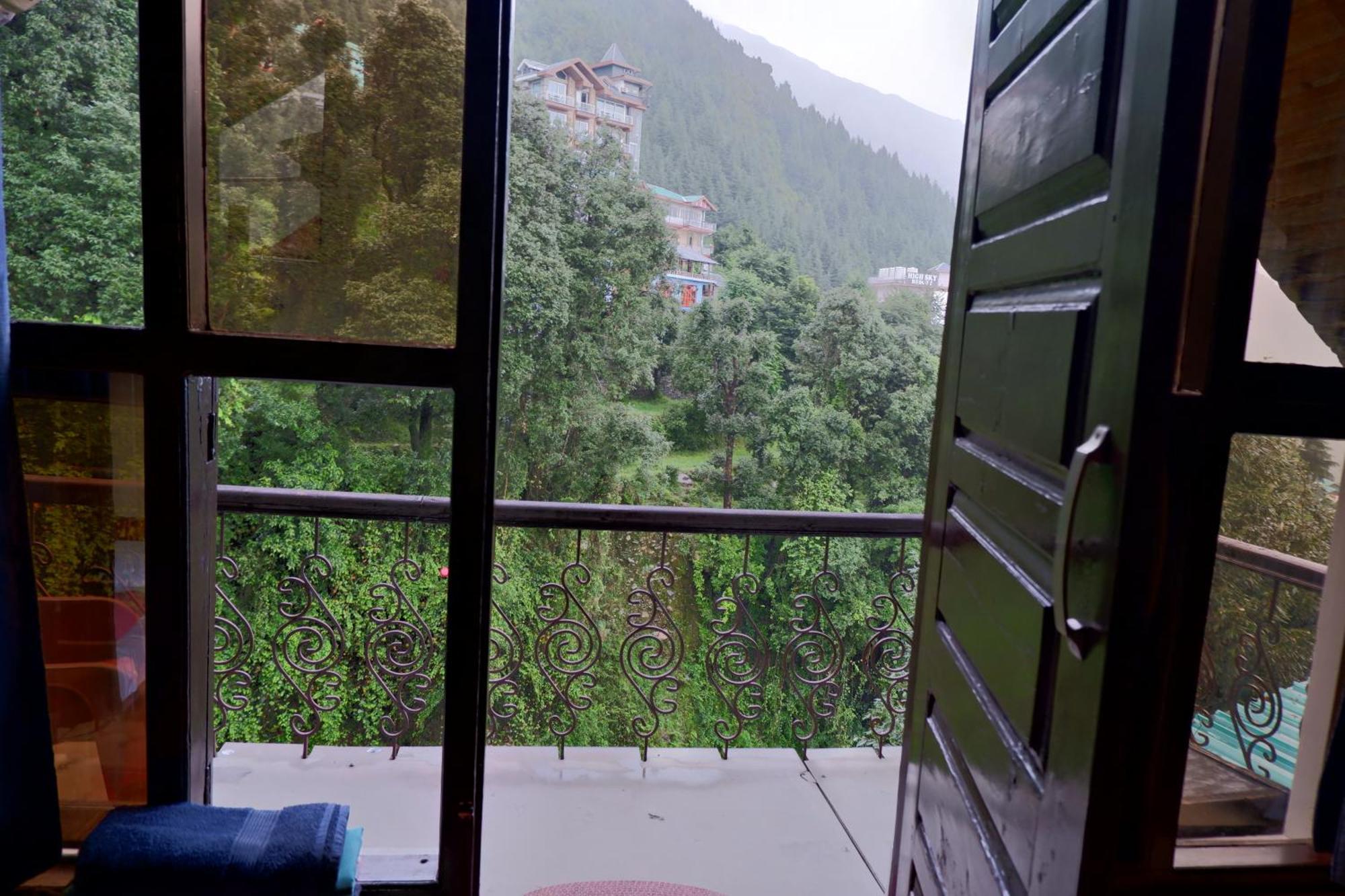 Utopia Dharamkot Mcleodganj