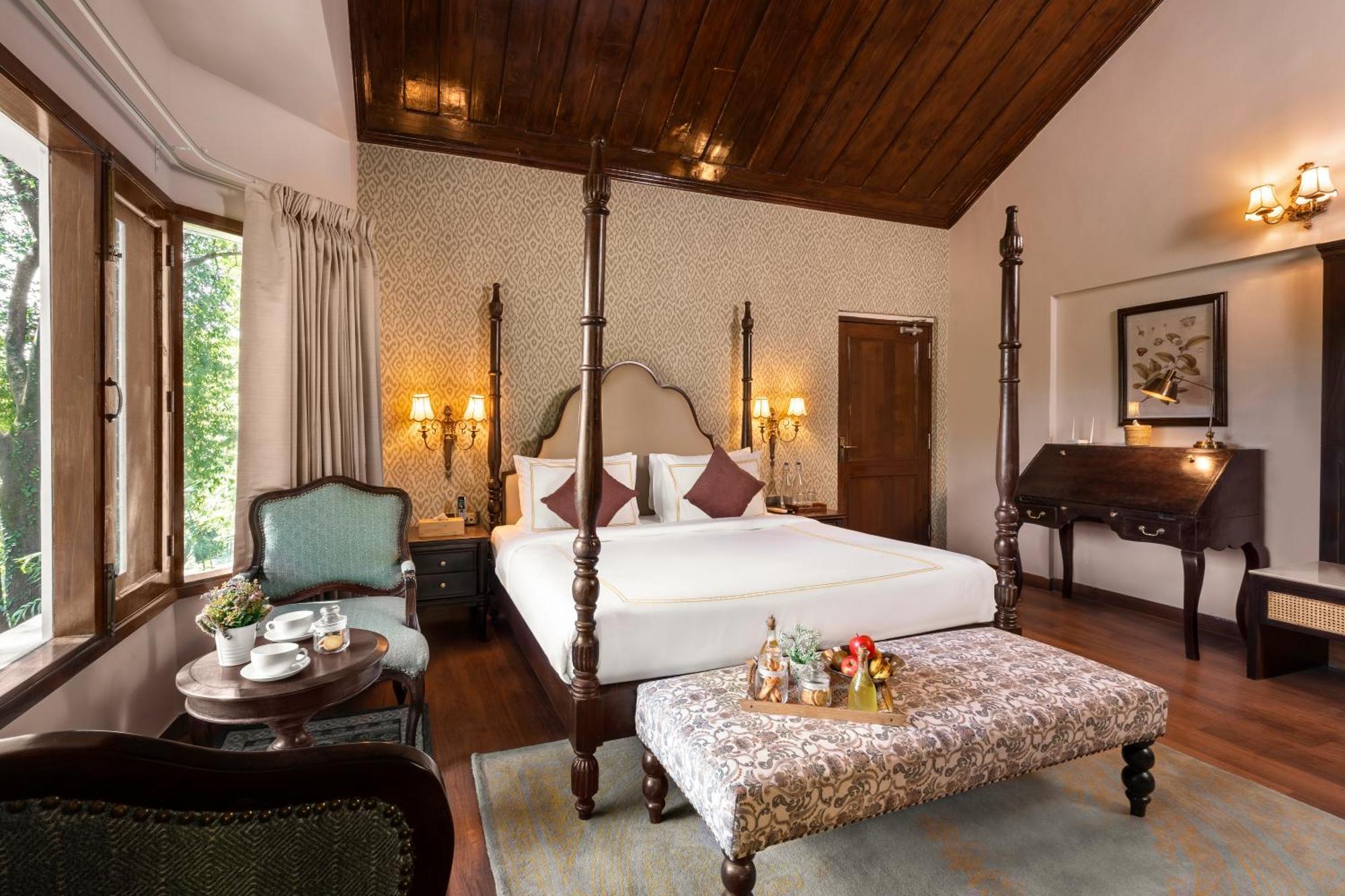 Hotel Brij Anayra - A Himalayan Luxury Retreat