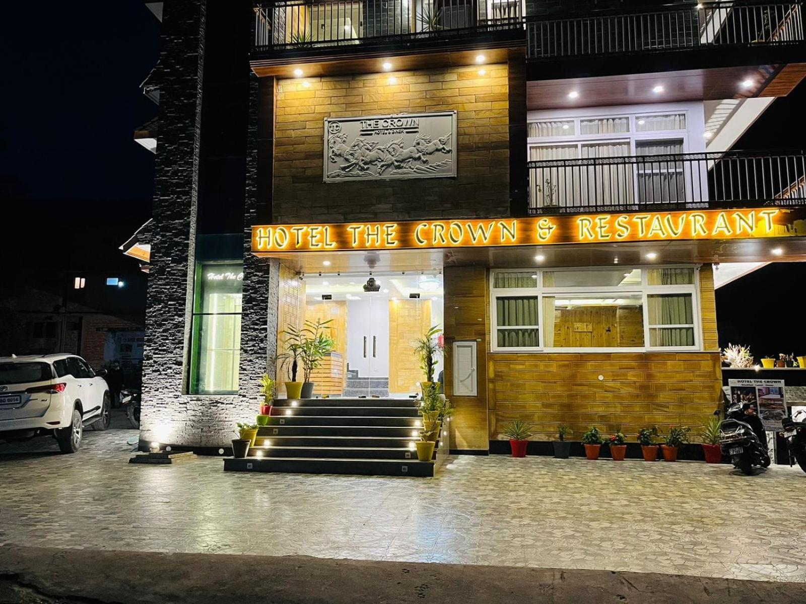 The Crown Hotel 3*