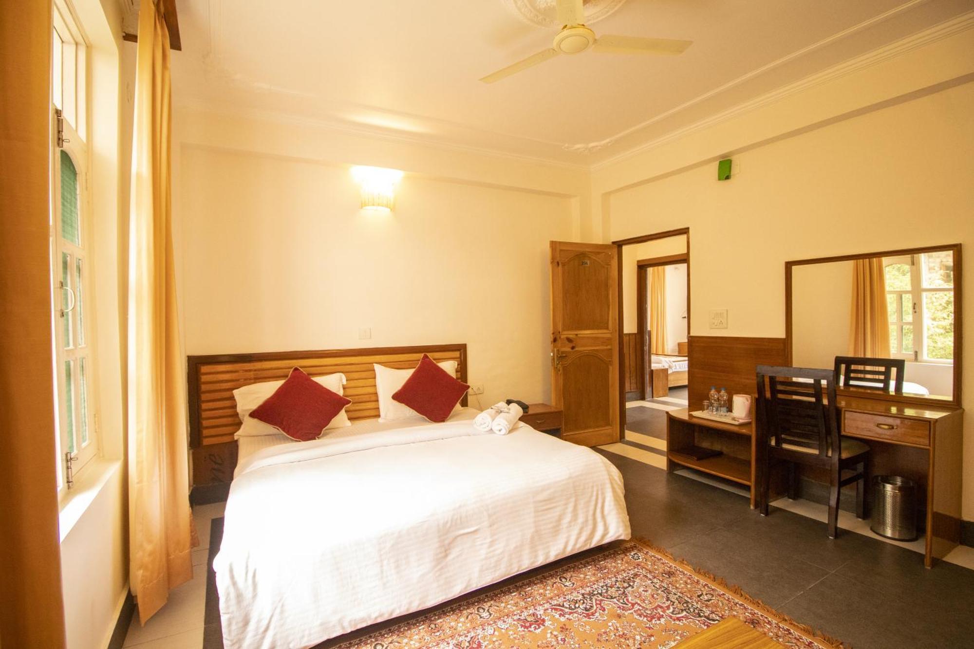 Wow Stayz2 The 3* Dharamshala