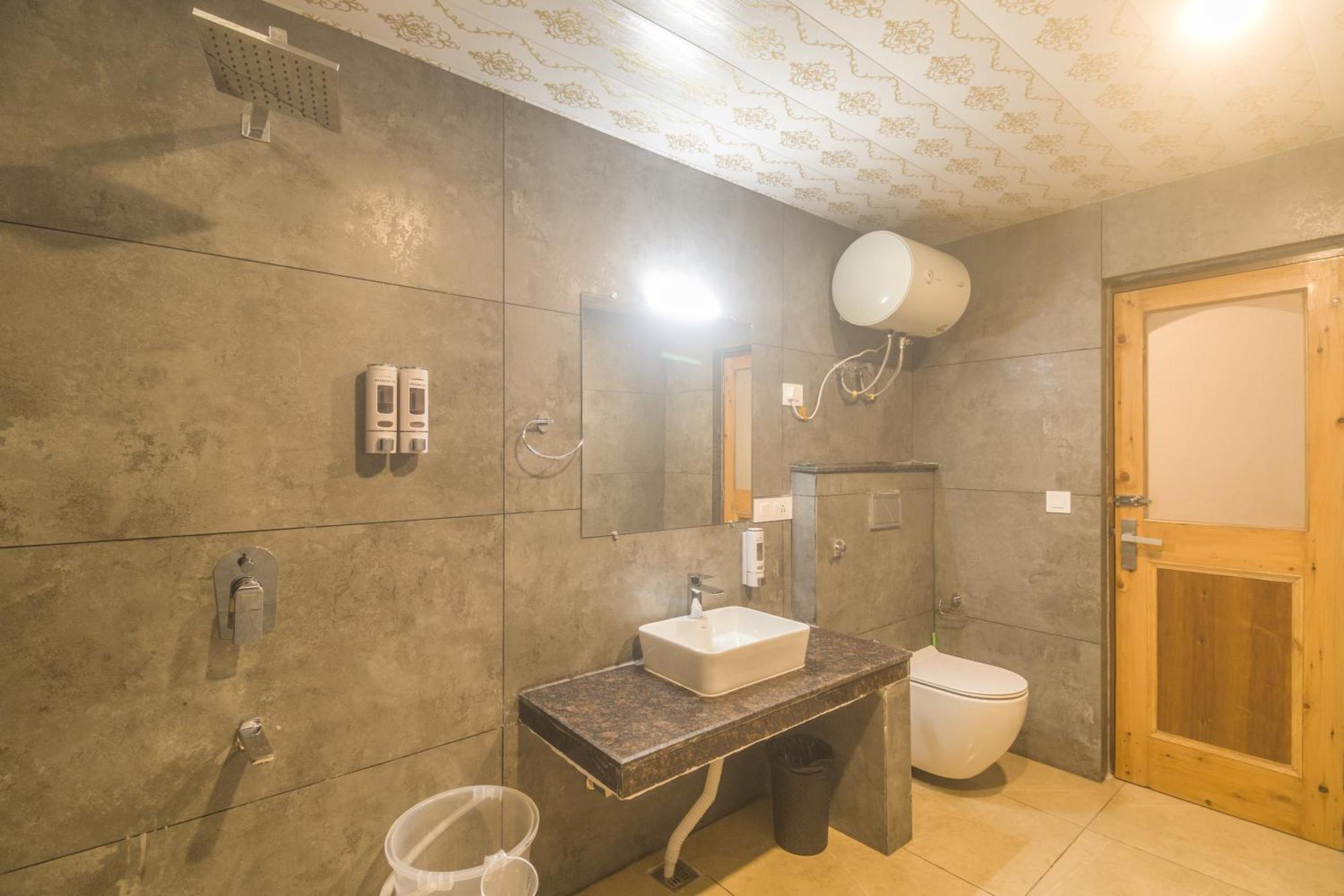 Wow Stayz2 The 3* Dharamshala