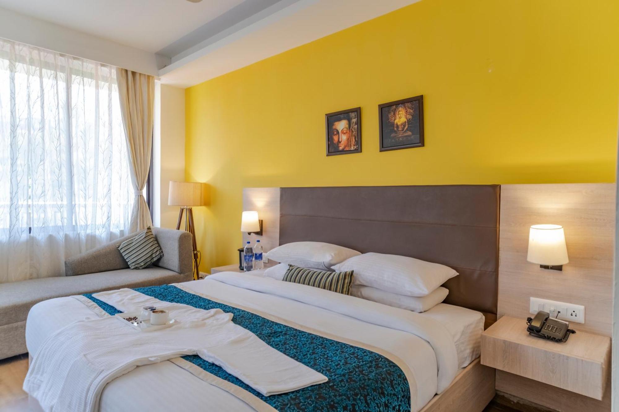 Bob's N Barley Hotel 3*