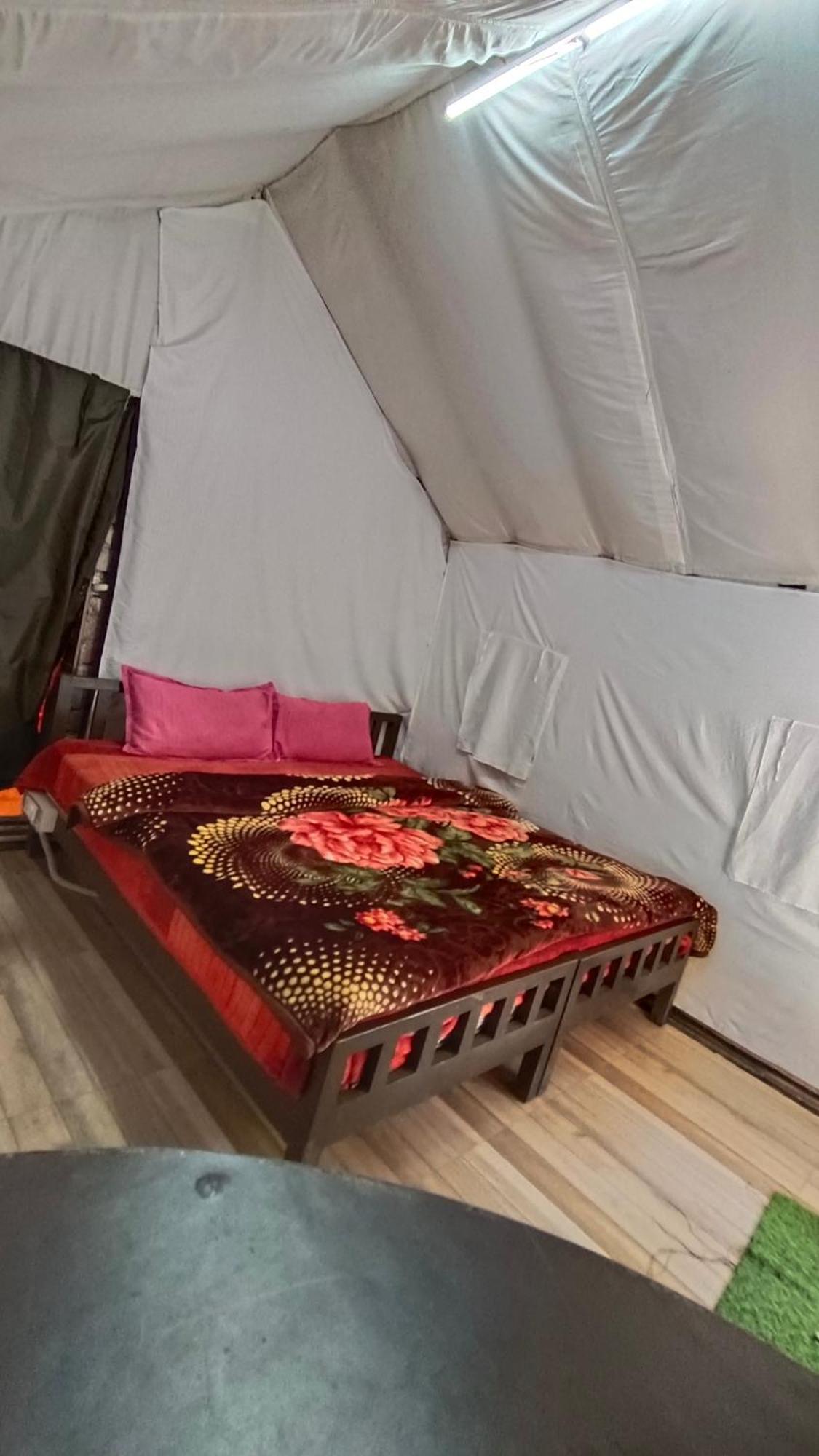 Luxury tent Camp Bhagsu *