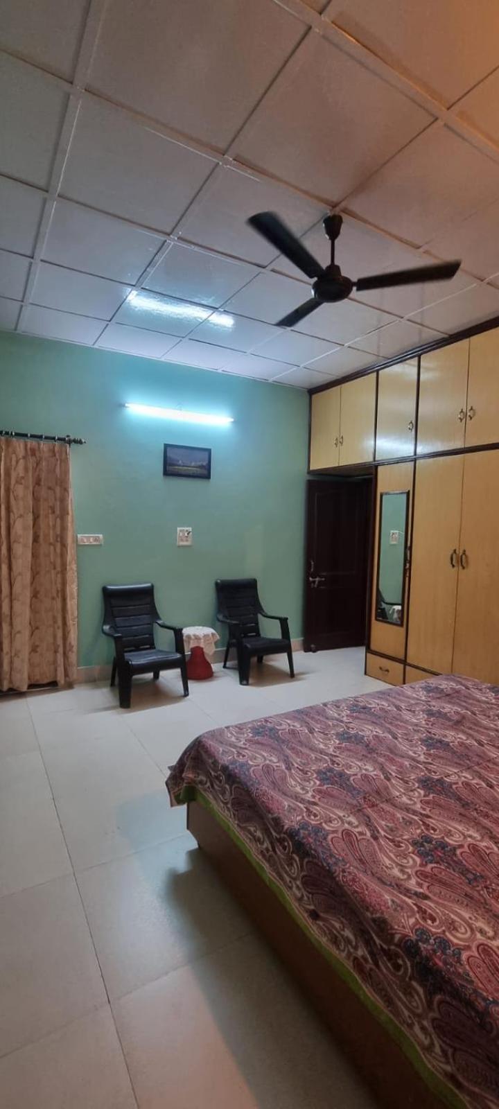 Grisha Homestay *