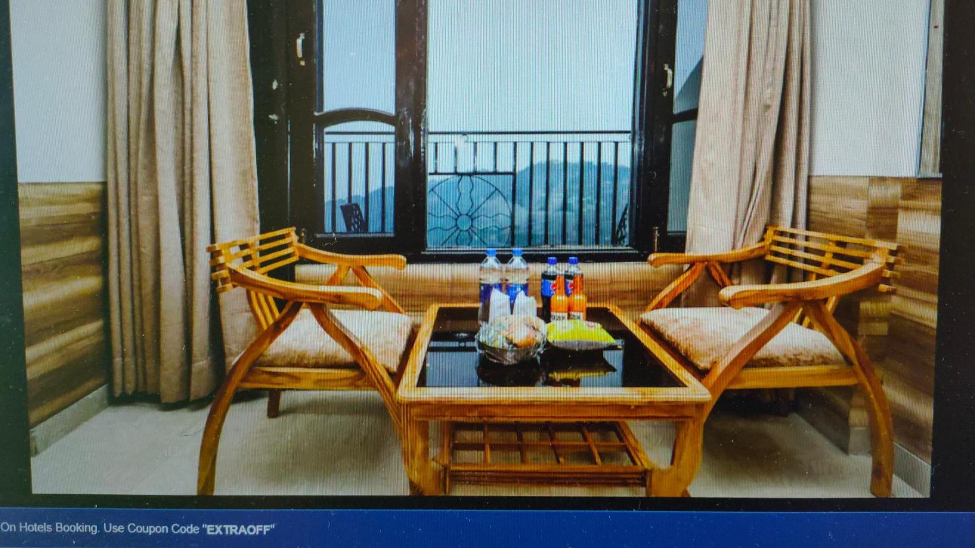Hotel Grand Hill Valley,mall Road Mcleodganj 3*