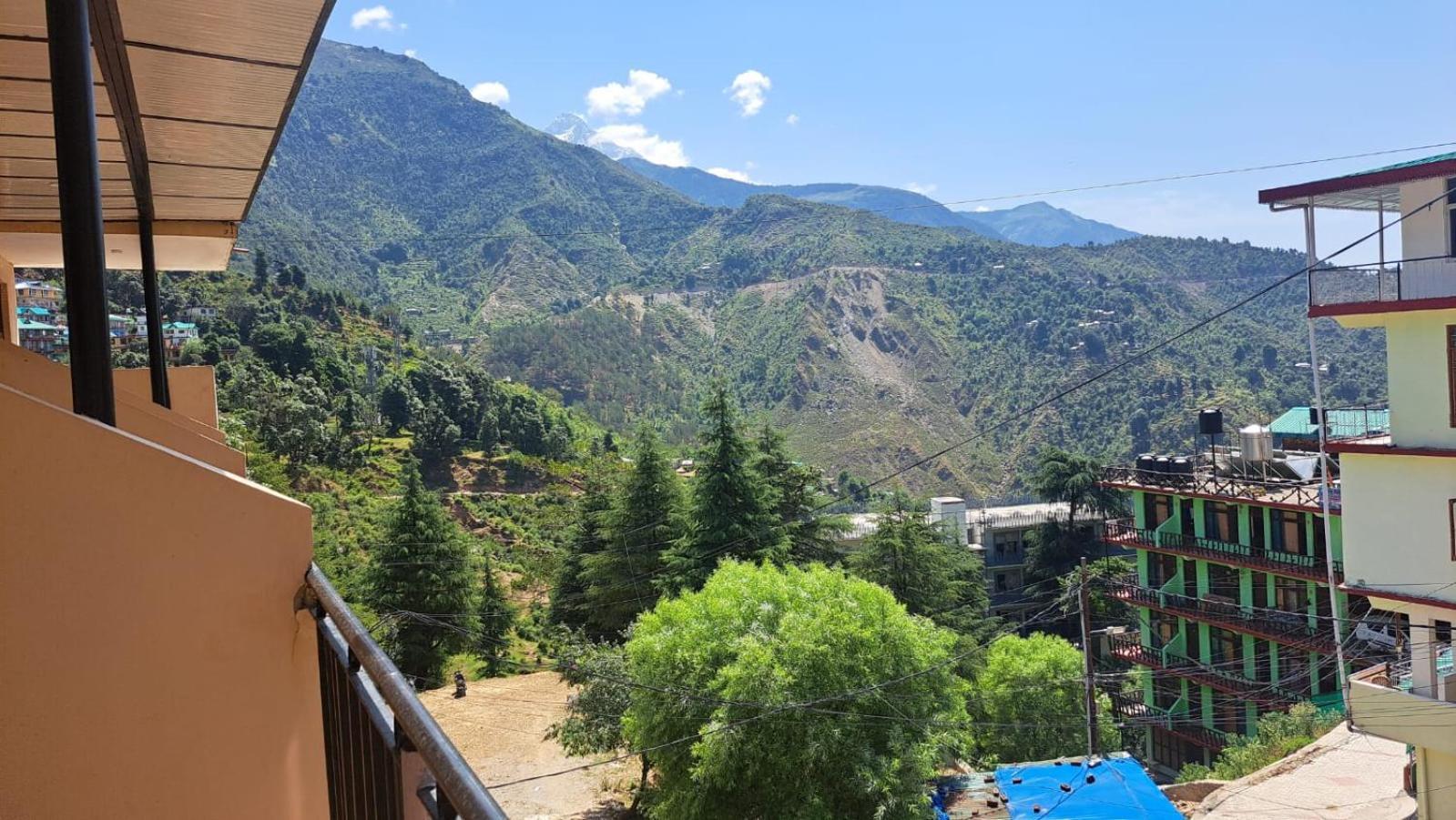 Snow View Residency Bed & Breakfast Dharamshala