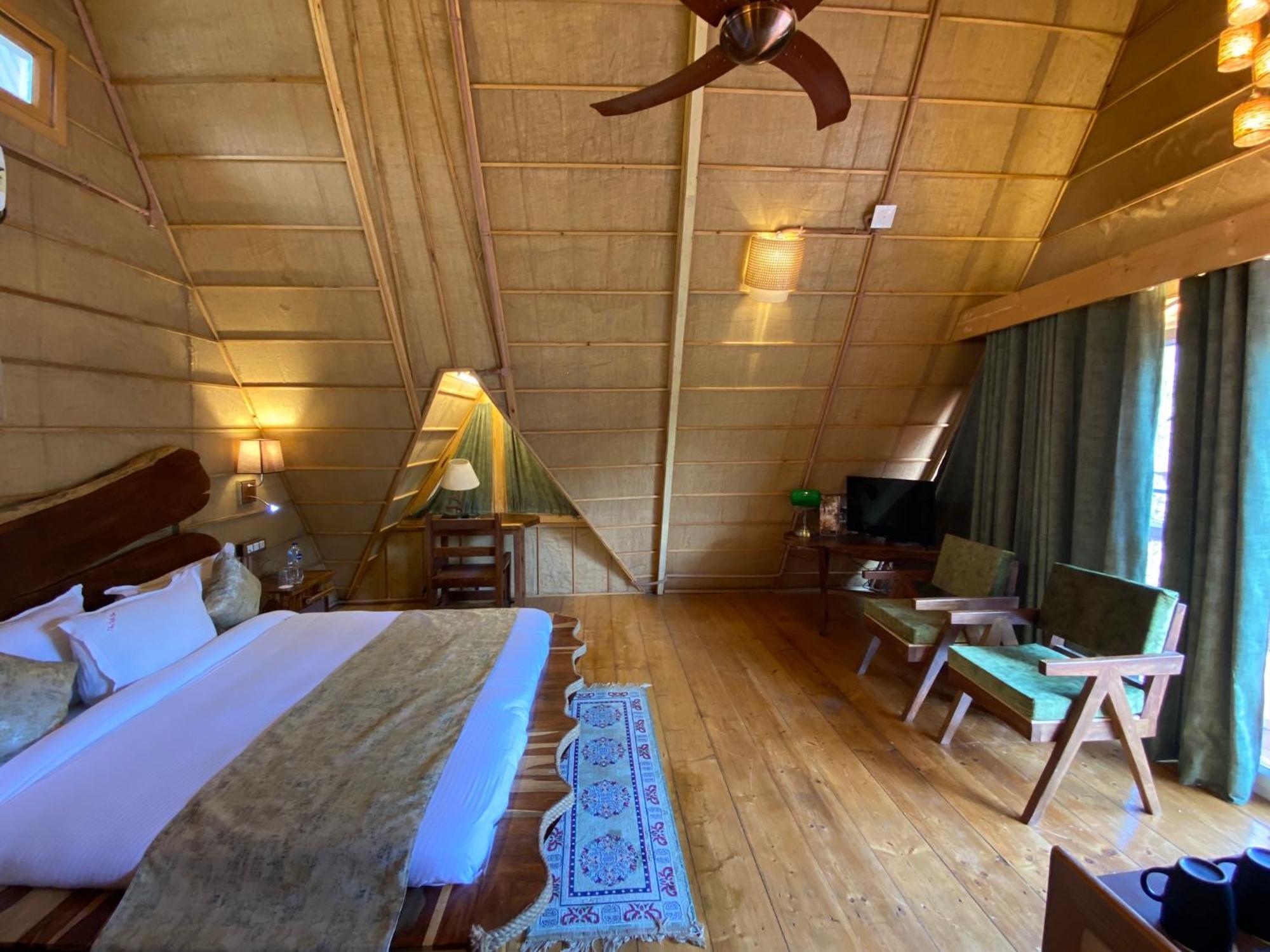 Homestay The Divine Hima Dharamshala