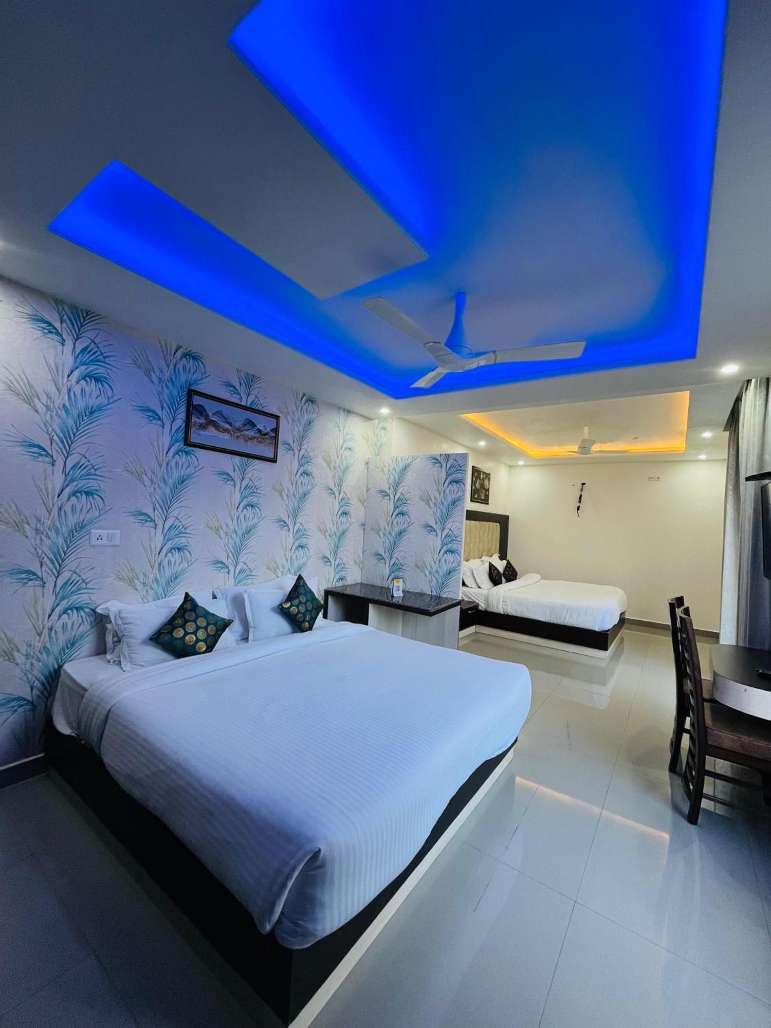 Aliza And By Srs Hotel 3*