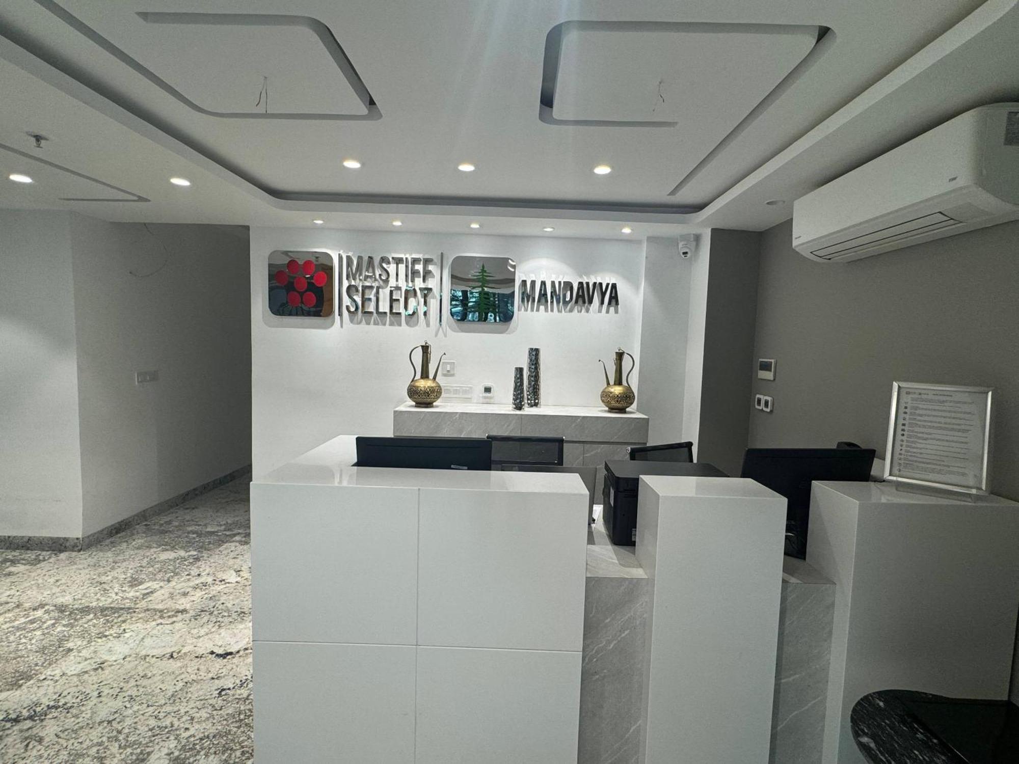 Mastiff Select Mandavya Dharamkot, Mcleodganj 5* Dharamshala