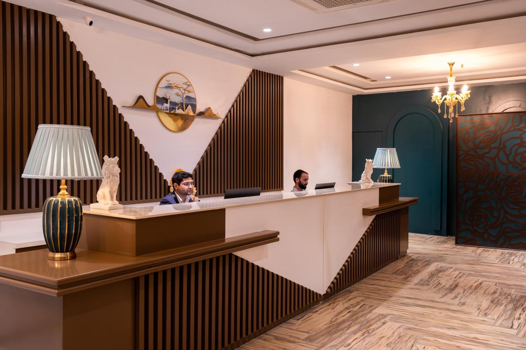 Alpine And 4* Dharamshala