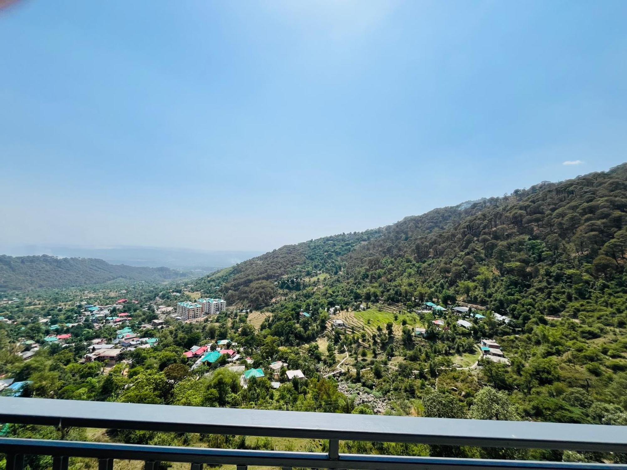 Hotel El Pino Dharamshala