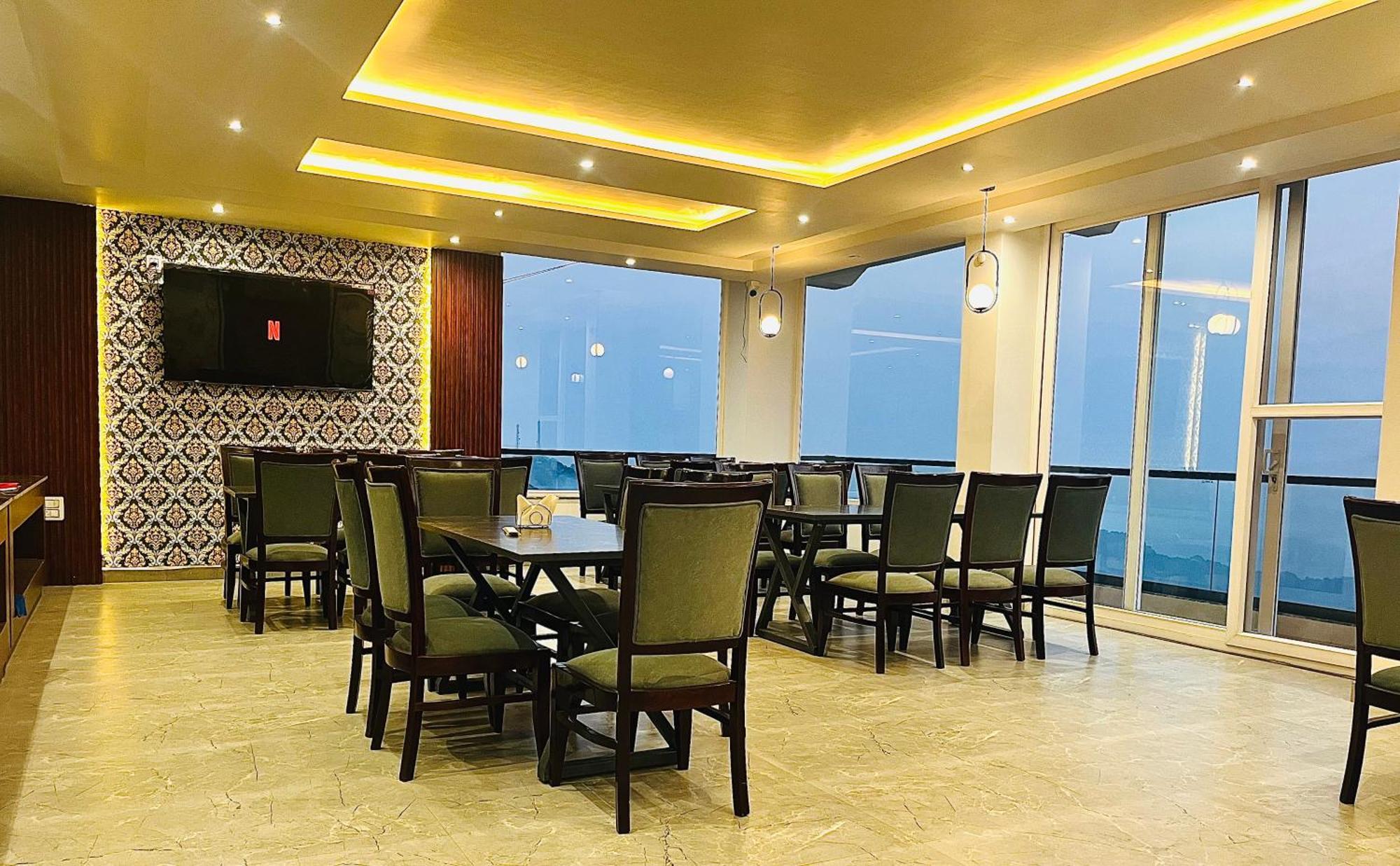 El Pino Hotel 3*