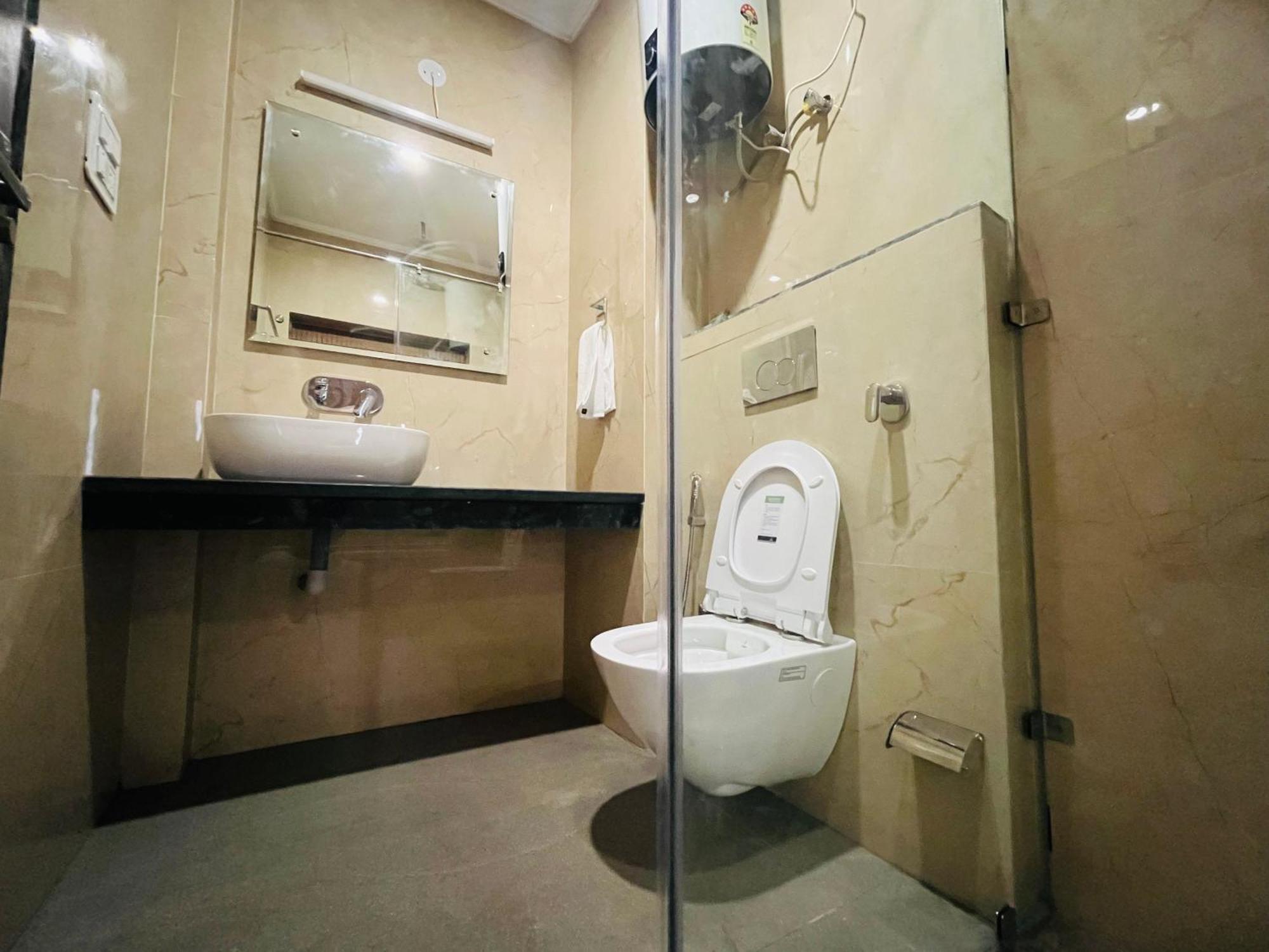 El Pino Hotel 3*