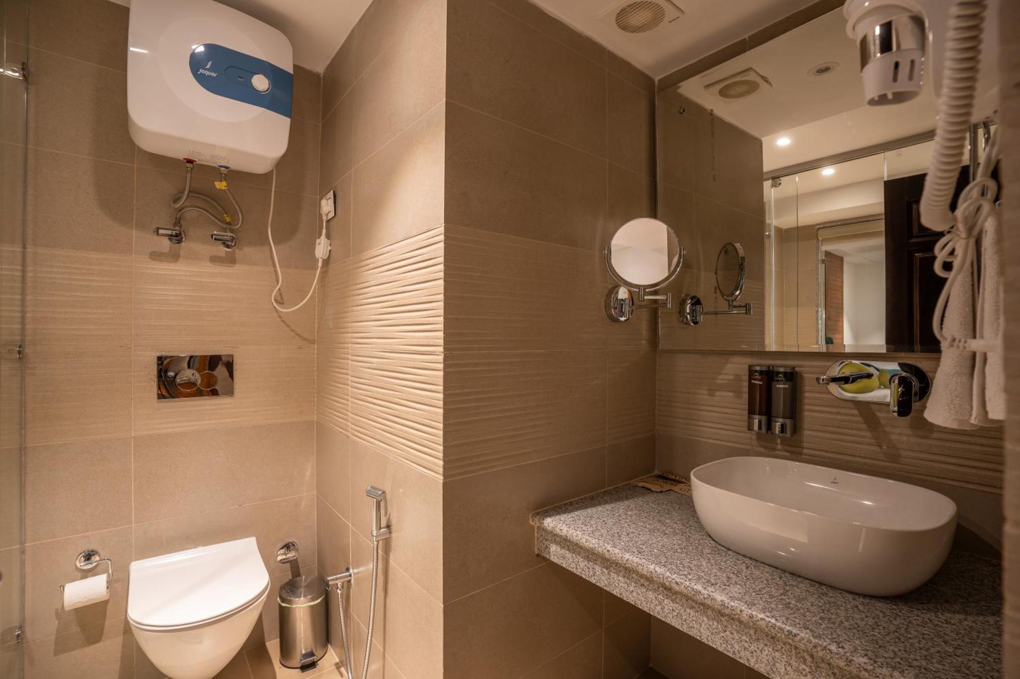 Alt Life Luxe - Himalayan Crown - Dharamkot Mcleodganj 4*