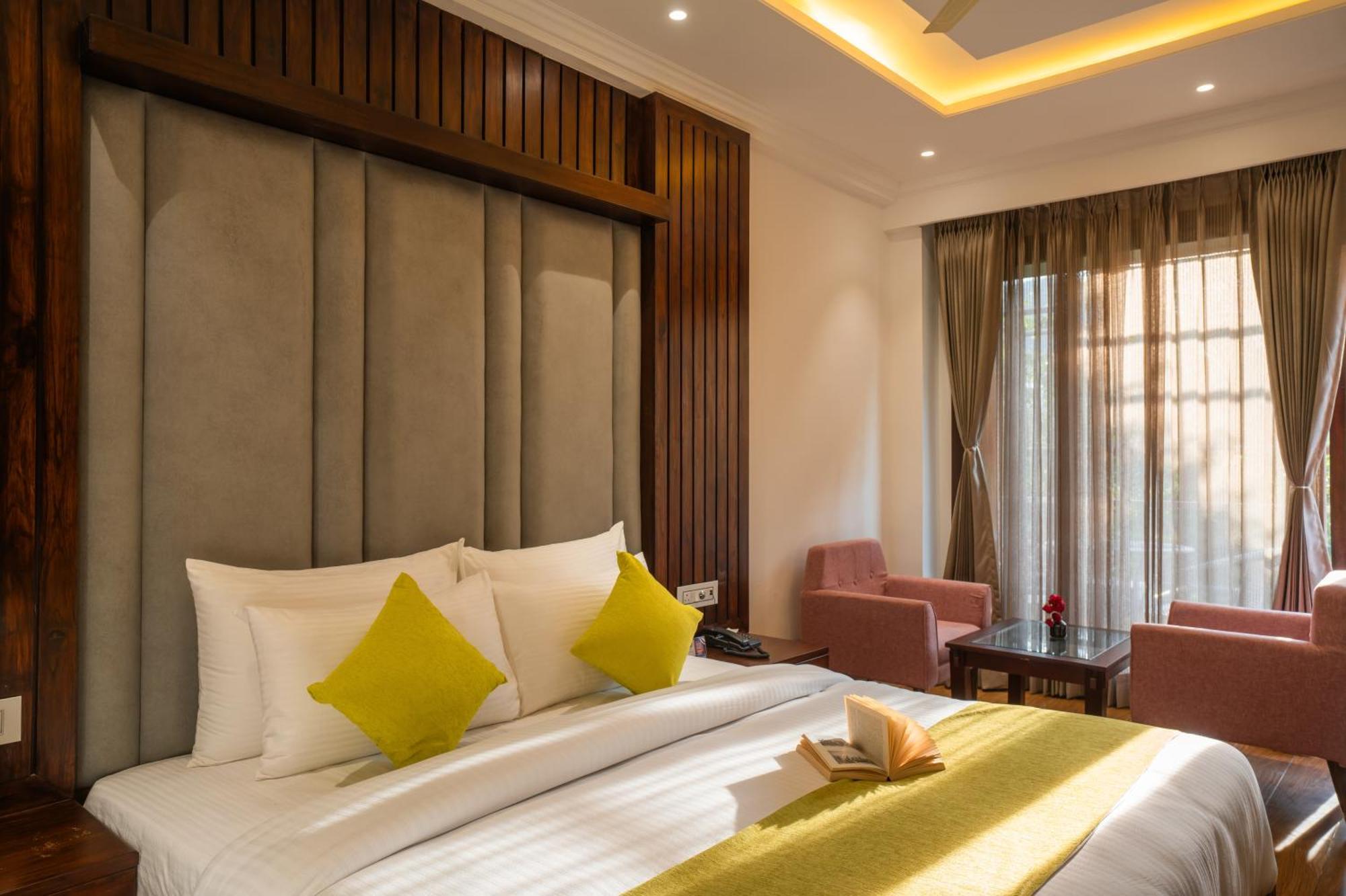 Alt Life Luxe - Himalayan Crown - Dharamkot Mcleodganj