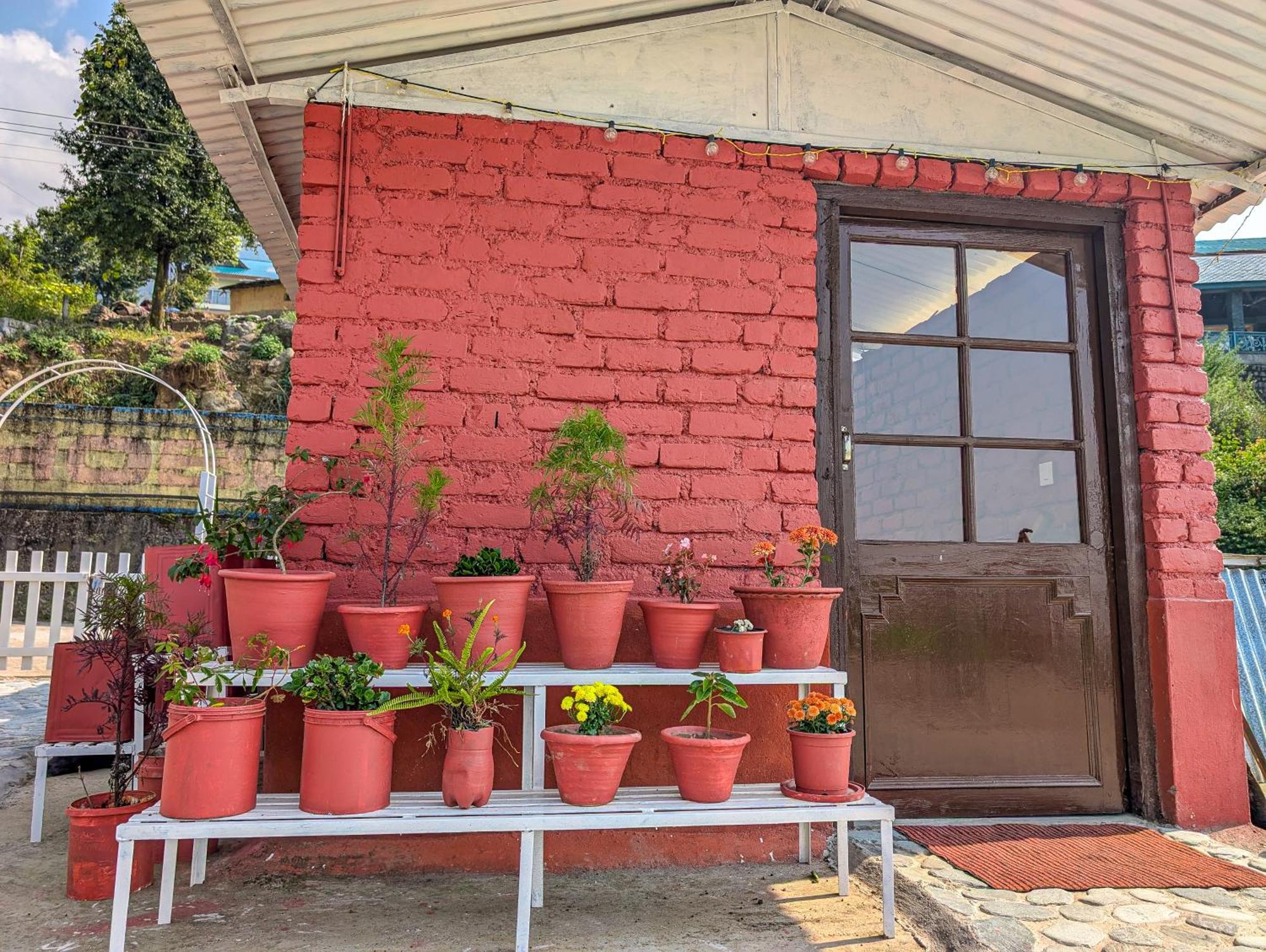 Hobo Hostel
