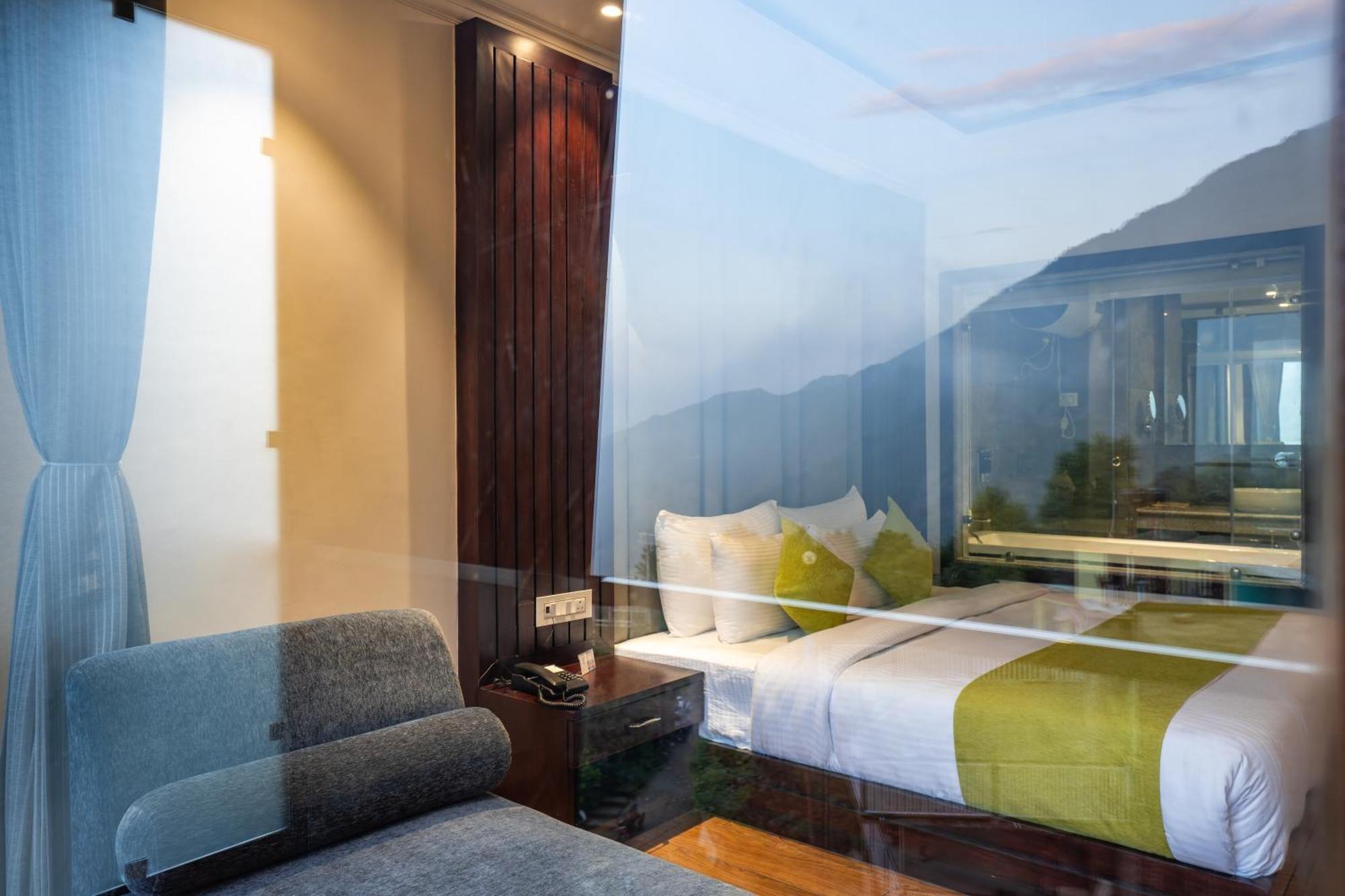 Alt Life Luxe - Himalayan Crown - Dharamkot Mcleodganj Hotel