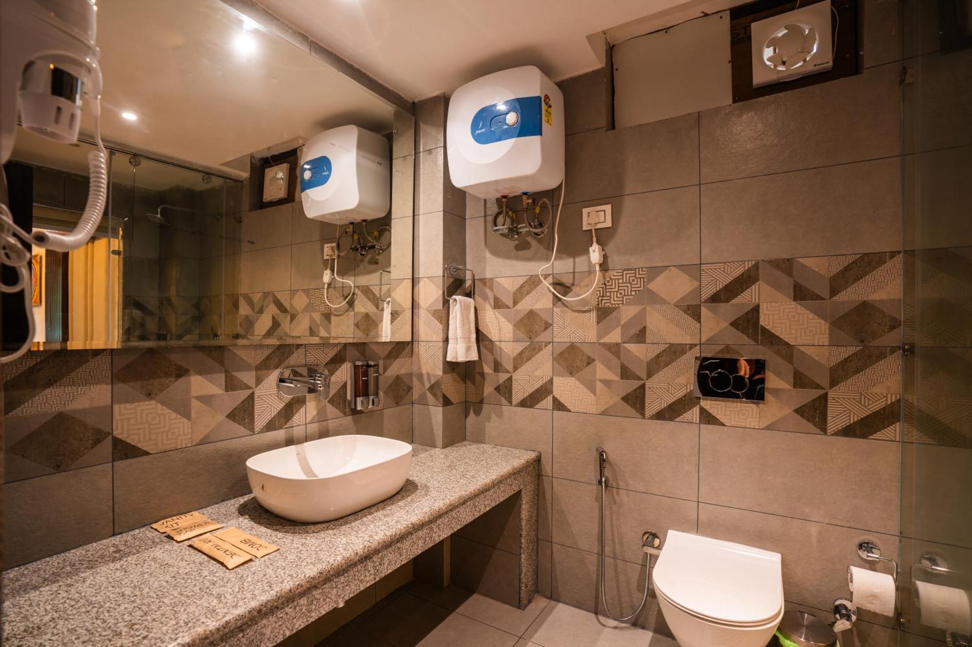 Alt Life Luxe - Himalayan Crown - Dharamkot Mcleodganj 4* Dharamshala