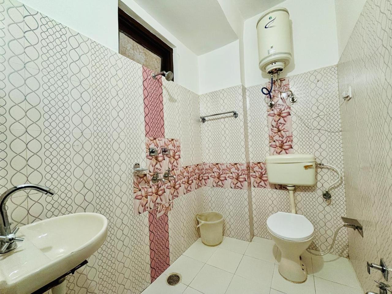 Kumar Residency * Dharamshala