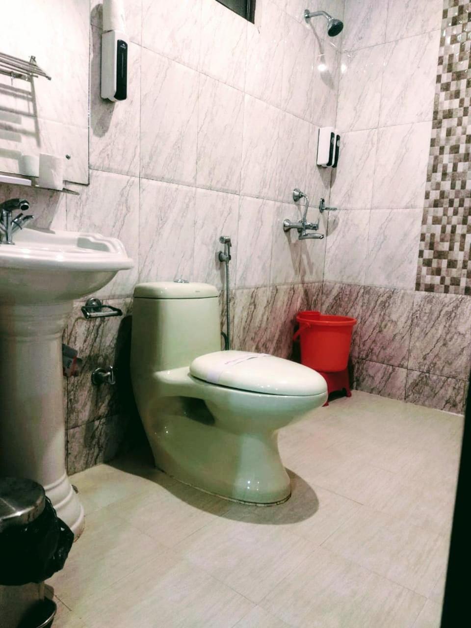 Hotel Grand Hill Valley,mall Road Mcleodganj 3*